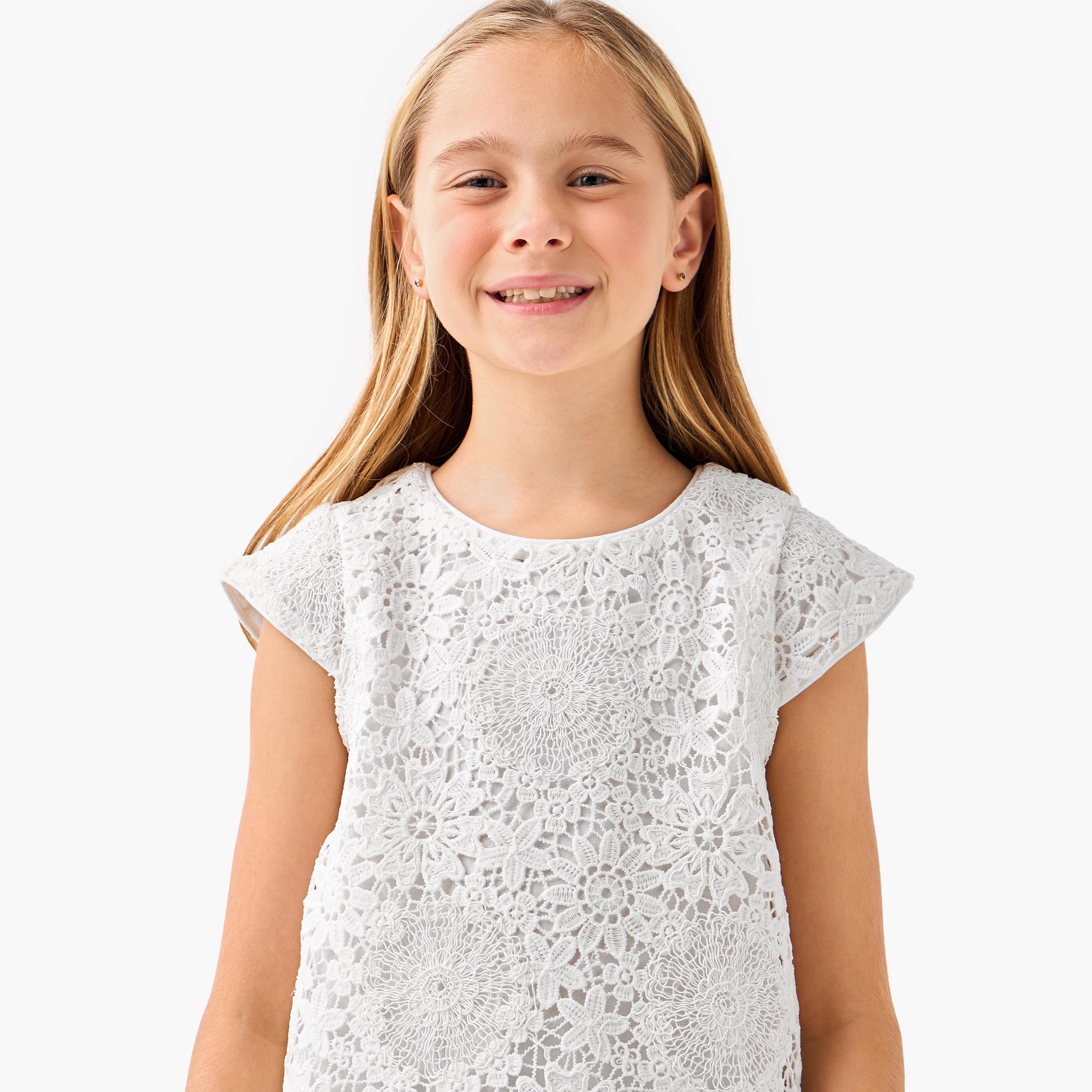 بلوزة بياقة مستديرة وأكمام كاب وتطريزات للبنات من إليجو-girls-clothing-blousesandshirts-image-2