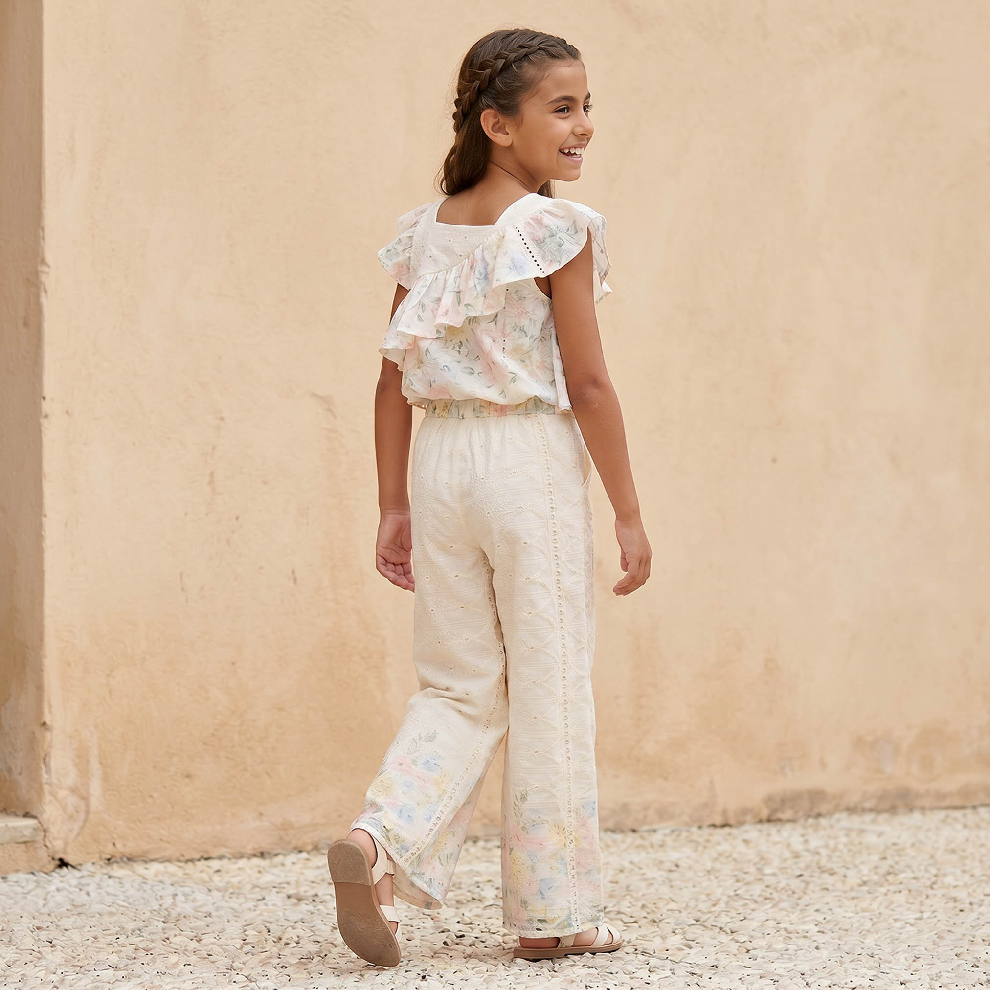 بنطلون واسع الساقين مطرز وبخصر متوسط الارتفاع من إليجو-girls-clothing-bottoms-trousers-image-3