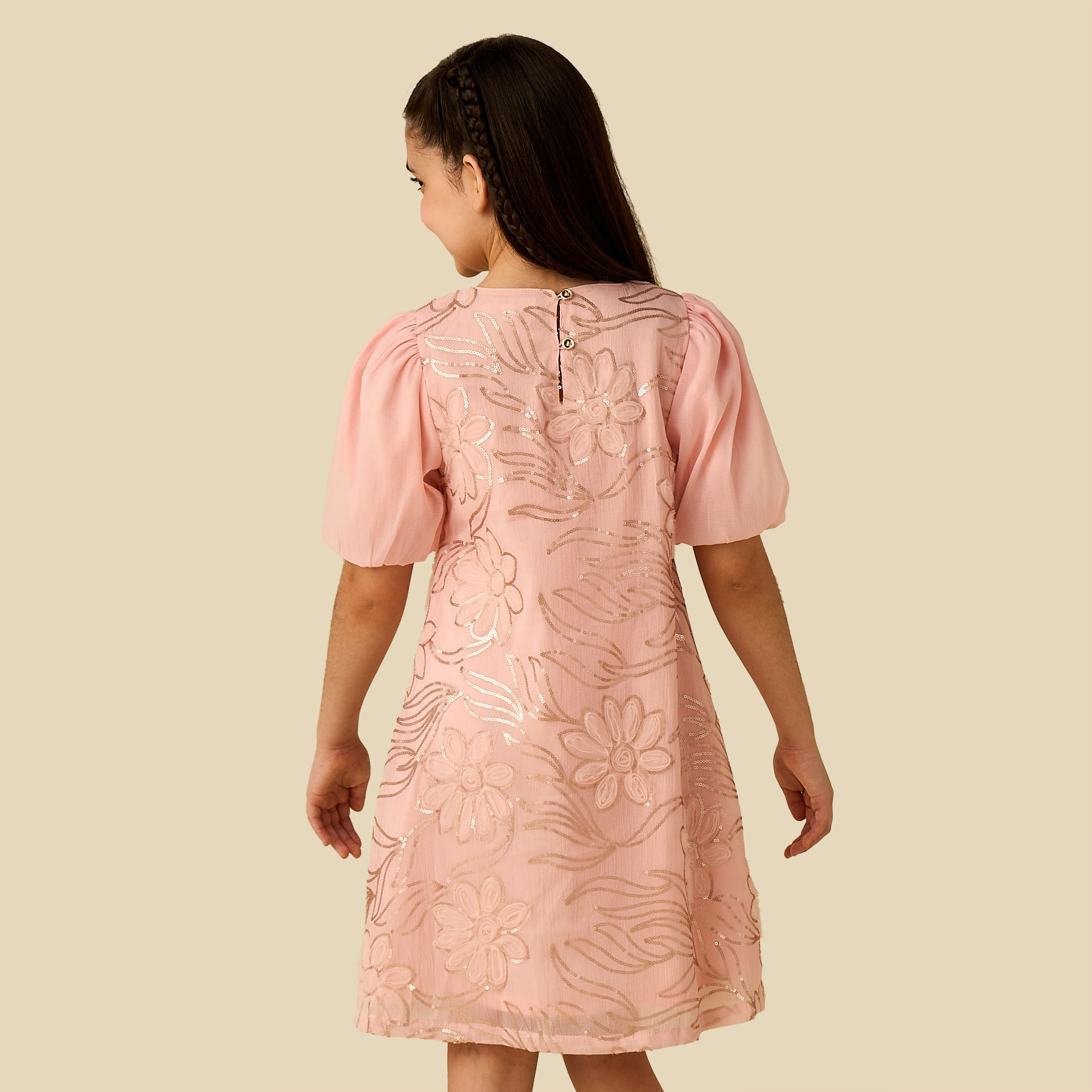 فستان بياقة مستديرة وأكمام قصيرة وتزيينات زهرية من إليجو-girls-clothing-dressesandjumpsuits-image-3
