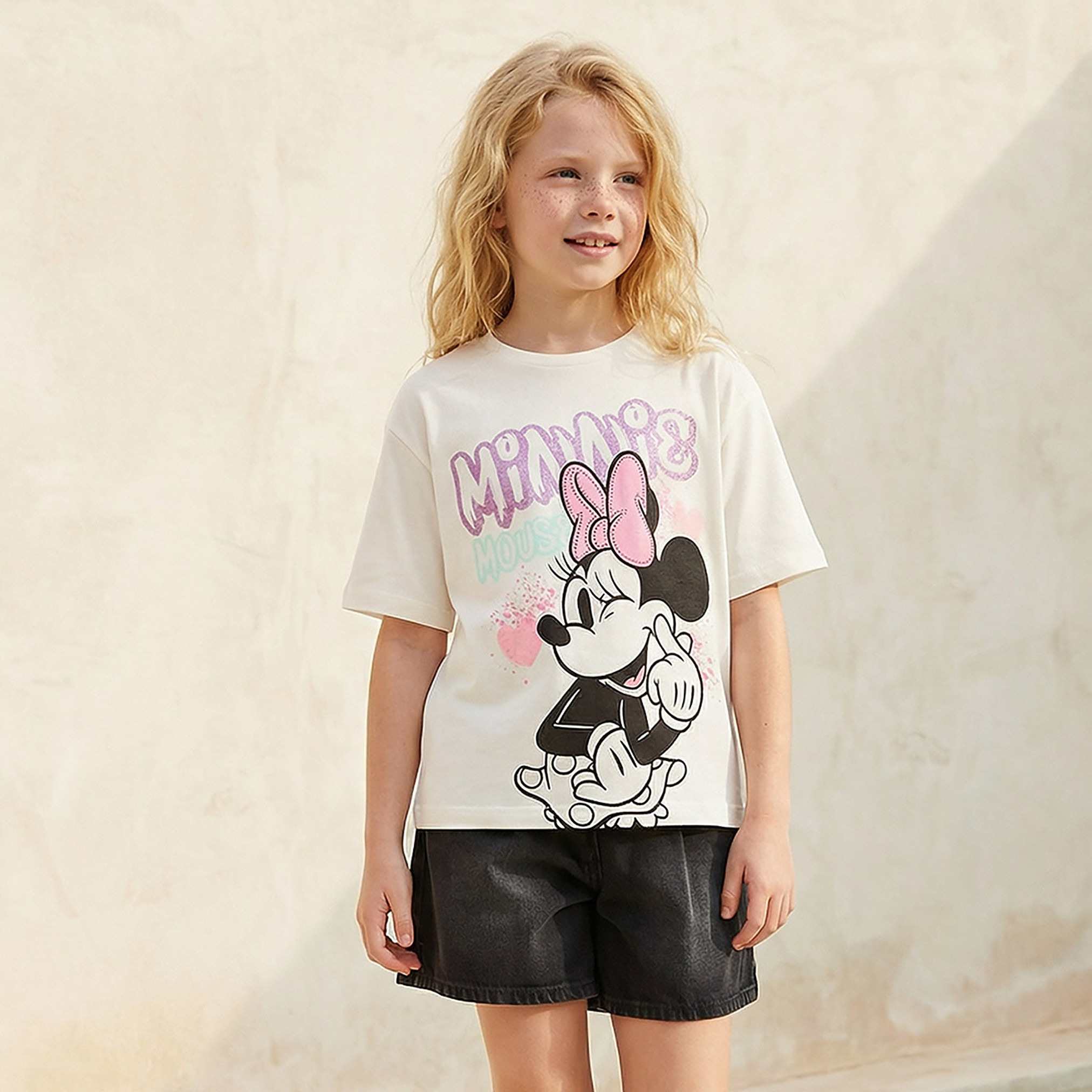 Disney Crew Neck Short Sleeves T-shirt with Minnie Mouse Print-girls-clothing-tshirts-image-1