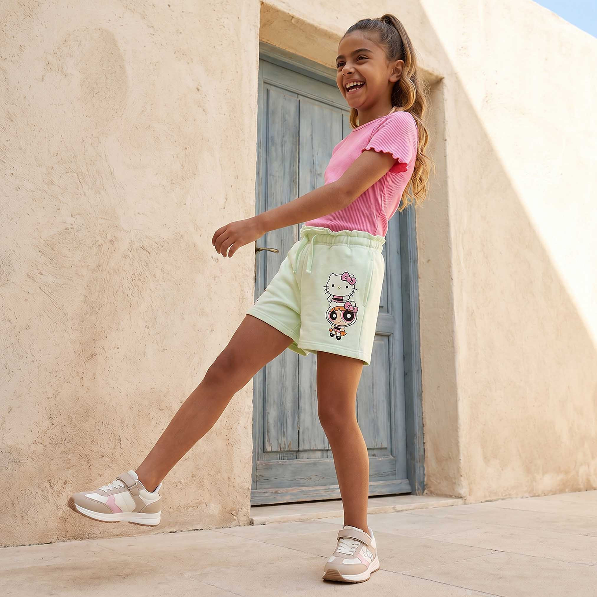 شورت فوق الركبة بخصر مطاطي برباط وبطبعات-girls-clothing-bottoms-shorts-image-6
