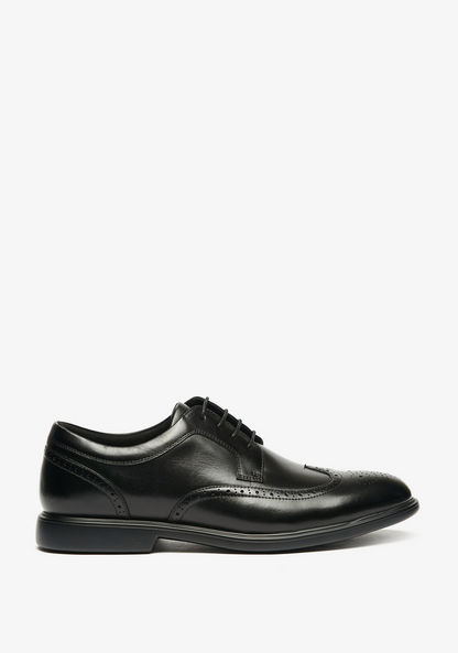 Le Confort Textured Derby Shoes with Lace-Up Closure