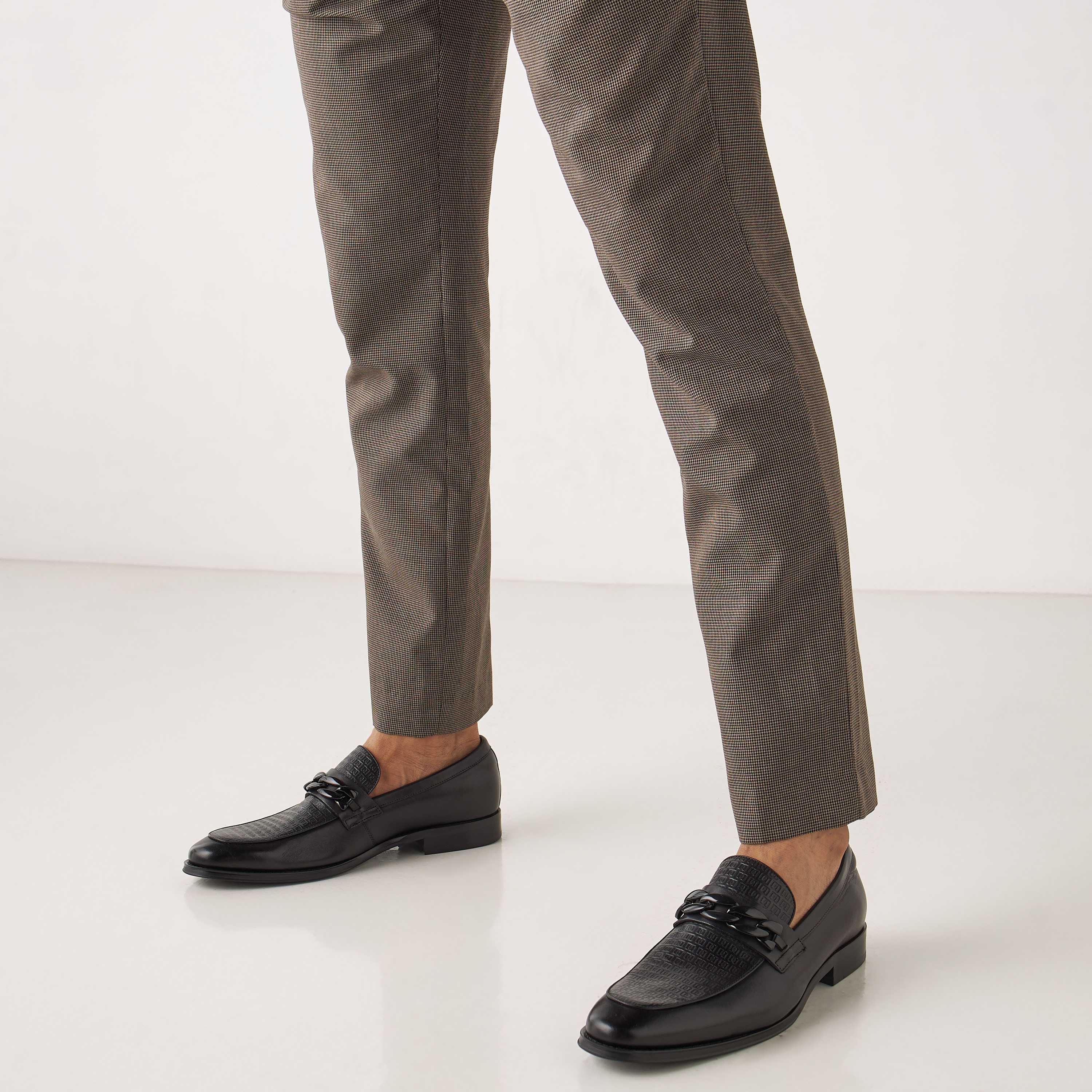 Duchini Men's Leather Slip-On Loafers-men-shoes-formalshoes-image-2