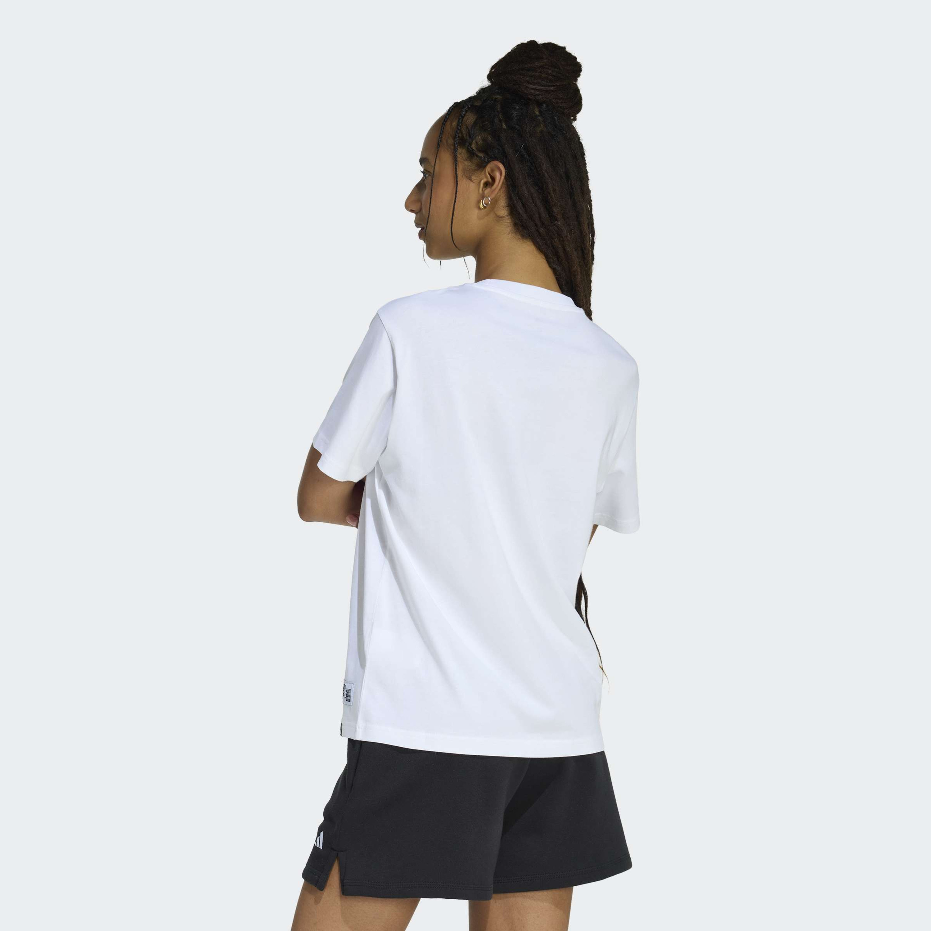 اديداس - تيشيرت نسائي قصير الأكمام رسومات صغيرة-sports-women-clothing-tshirtsandvests-image-3