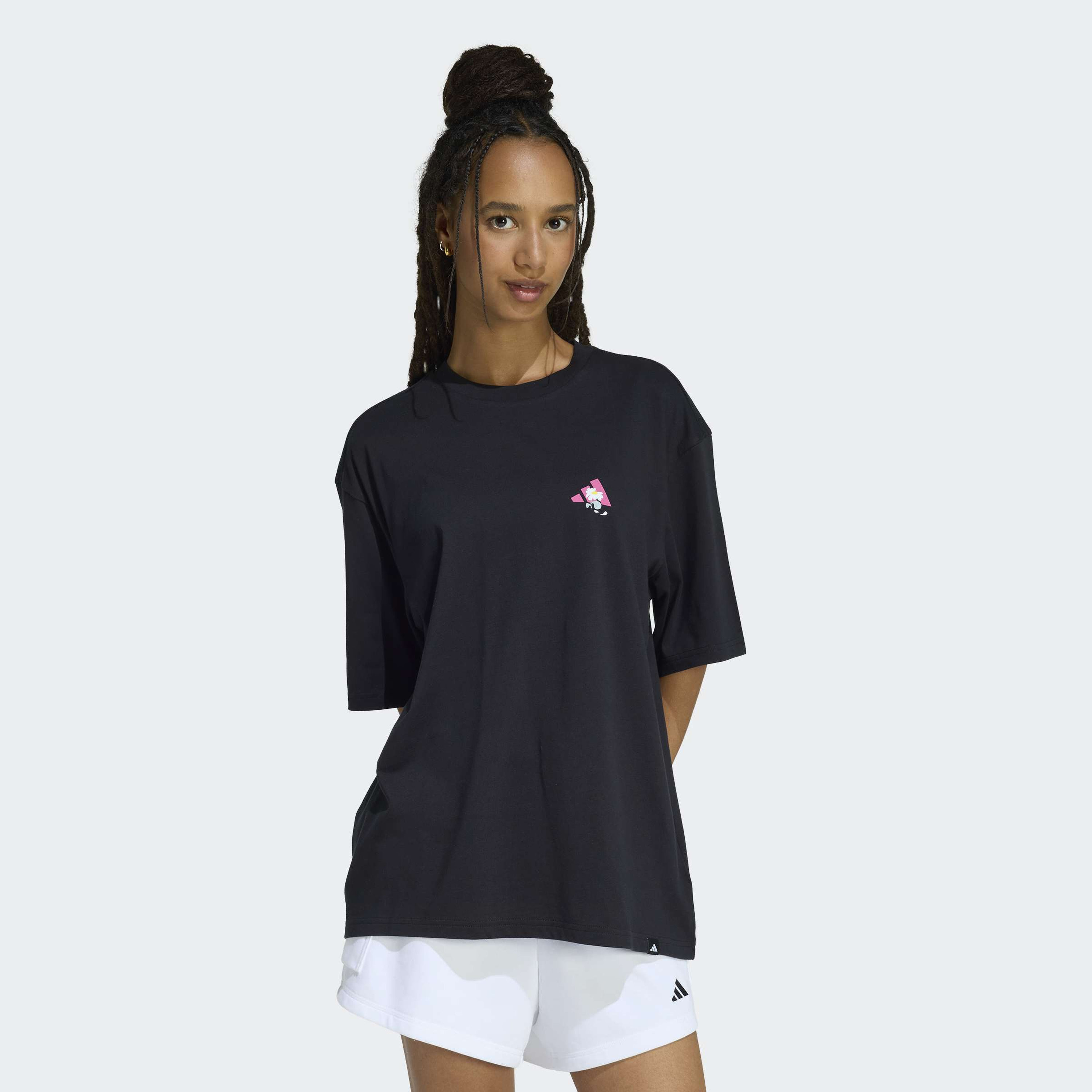 اديداس - تيشيرت نسائي بأكمام قصيرة وطبعة كبيرة الحجم وجوانب ناعمة-women-clothing-tshirts-image-13