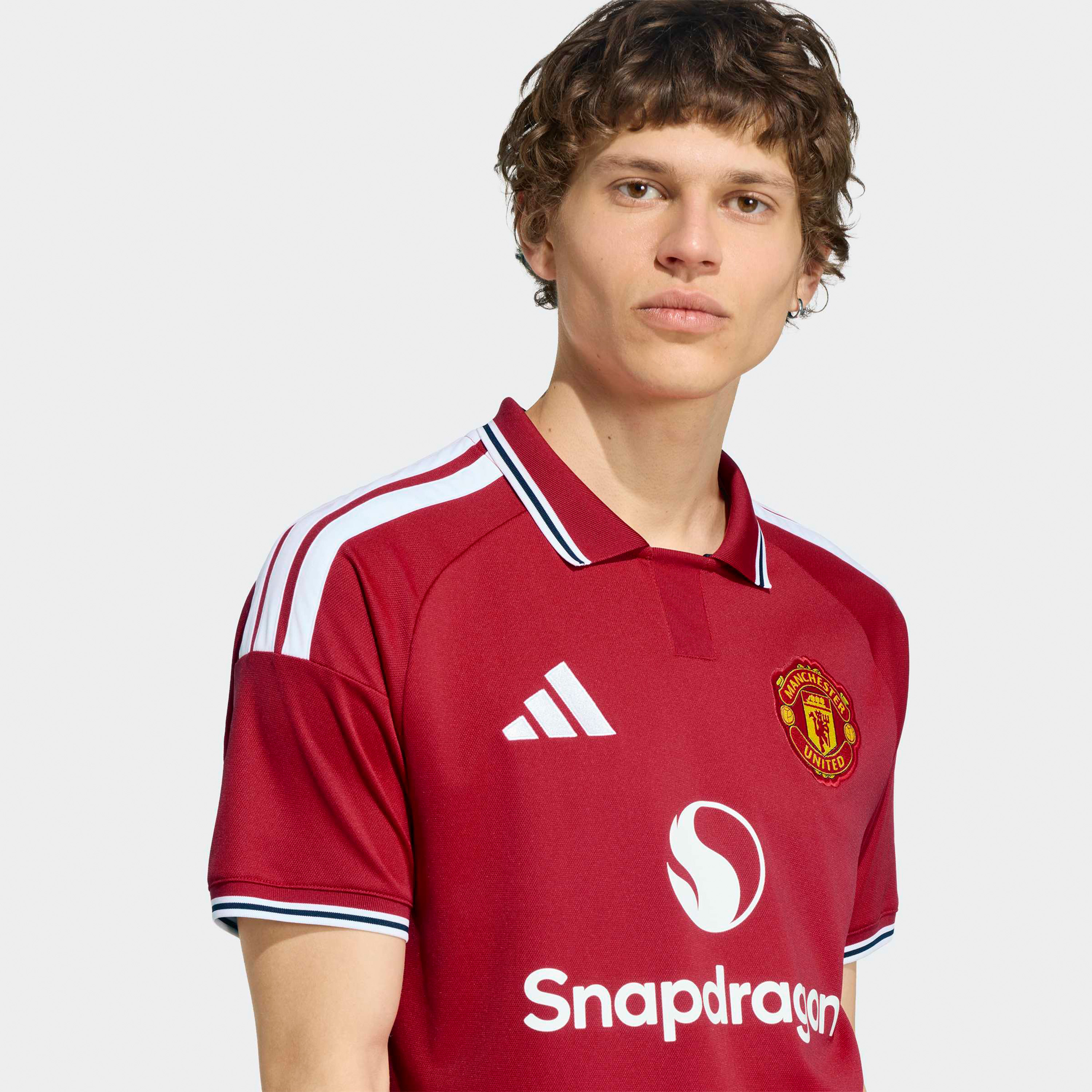 adidas Men Manchester United 25/26 Home Short Sleeve Jersey-men-clothing-sportswearandactivewear-tshirtsandpolos-image-4