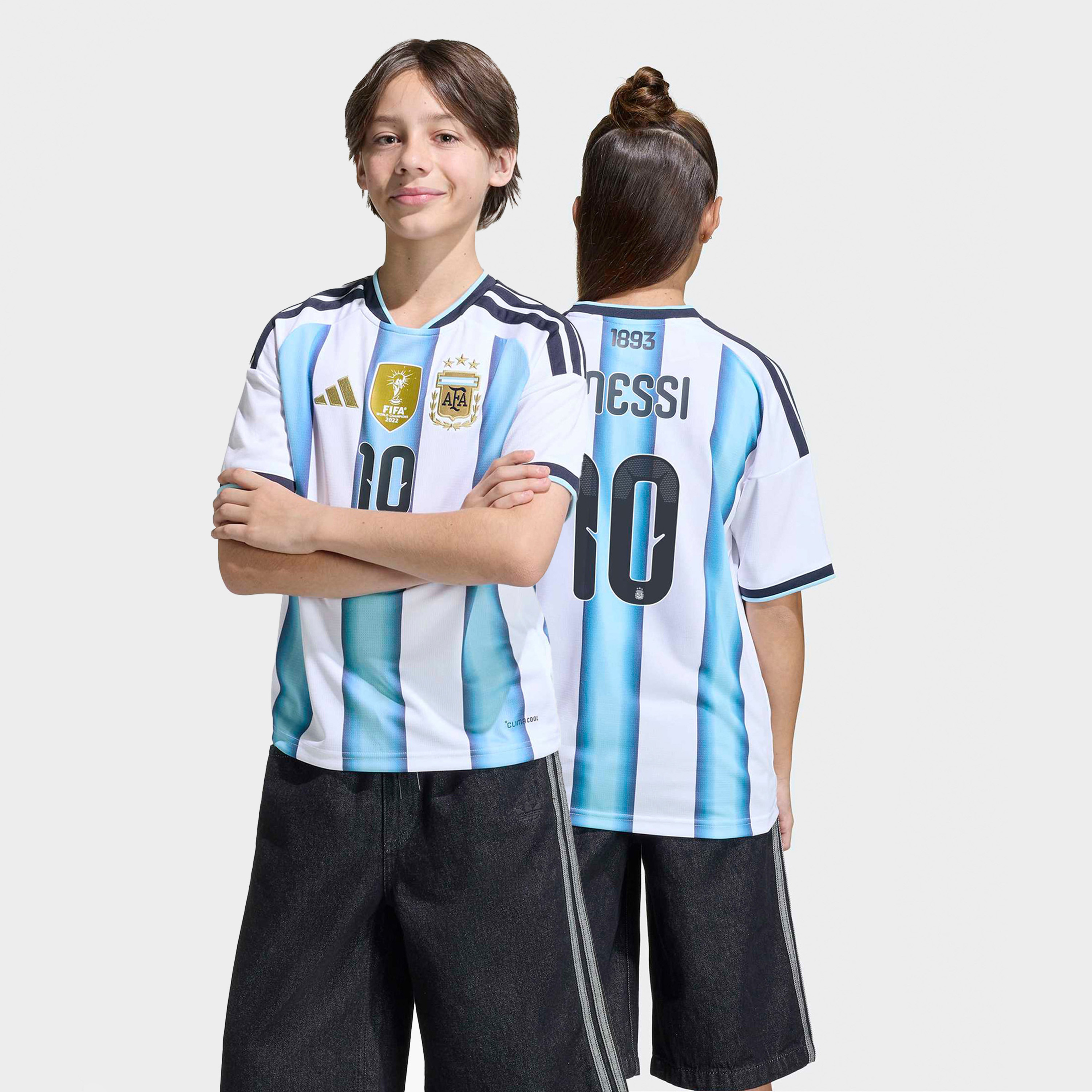 اديداس - قميص منتخب الأرجنتين للأطفال الأساسي لكأس العالم FIFA 2026-boys-clothing-sportswear-tops-image-1
