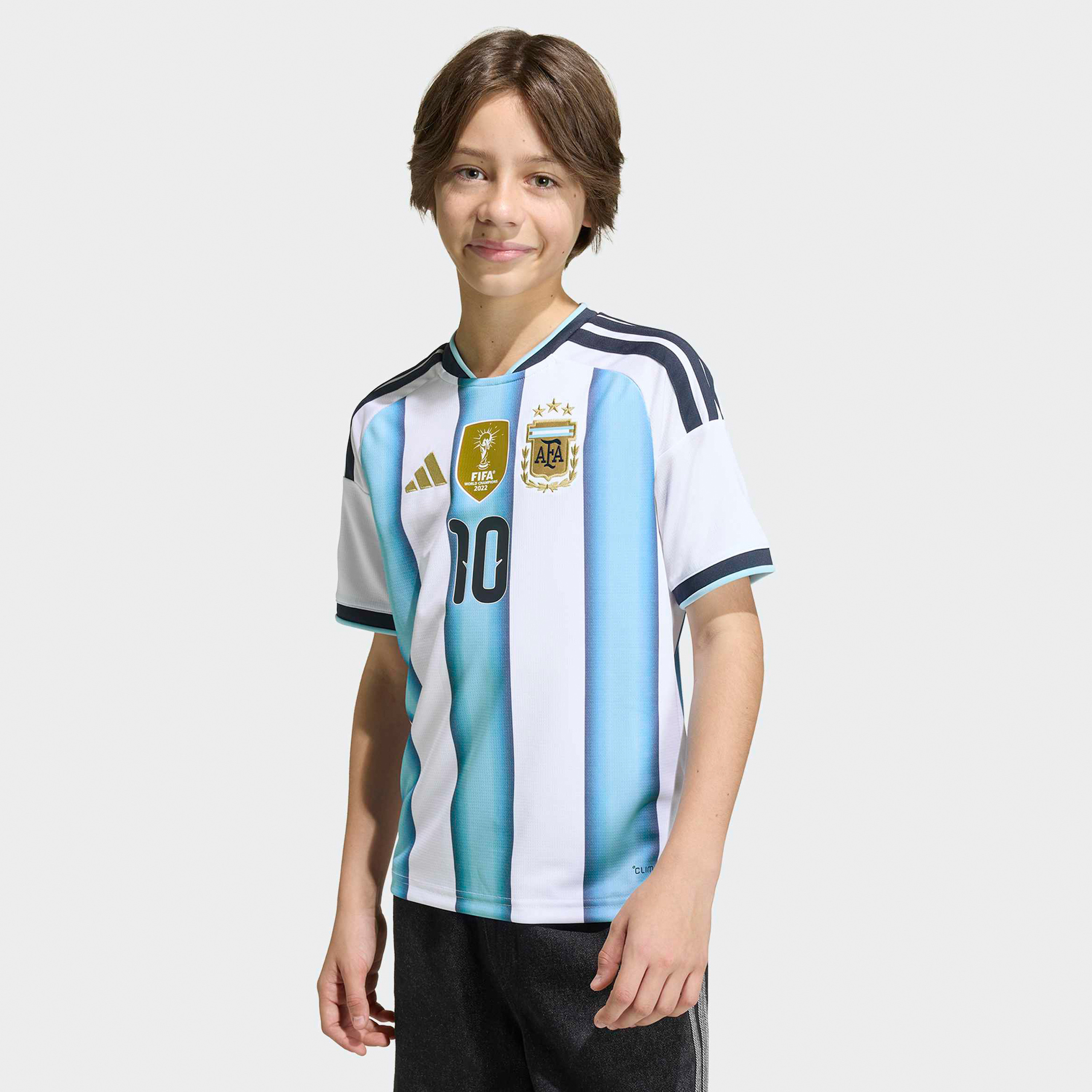 اديداس - قميص منتخب الأرجنتين للأطفال الأساسي لكأس العالم FIFA 2026-boys-clothing-sportswear-tops-image-7
