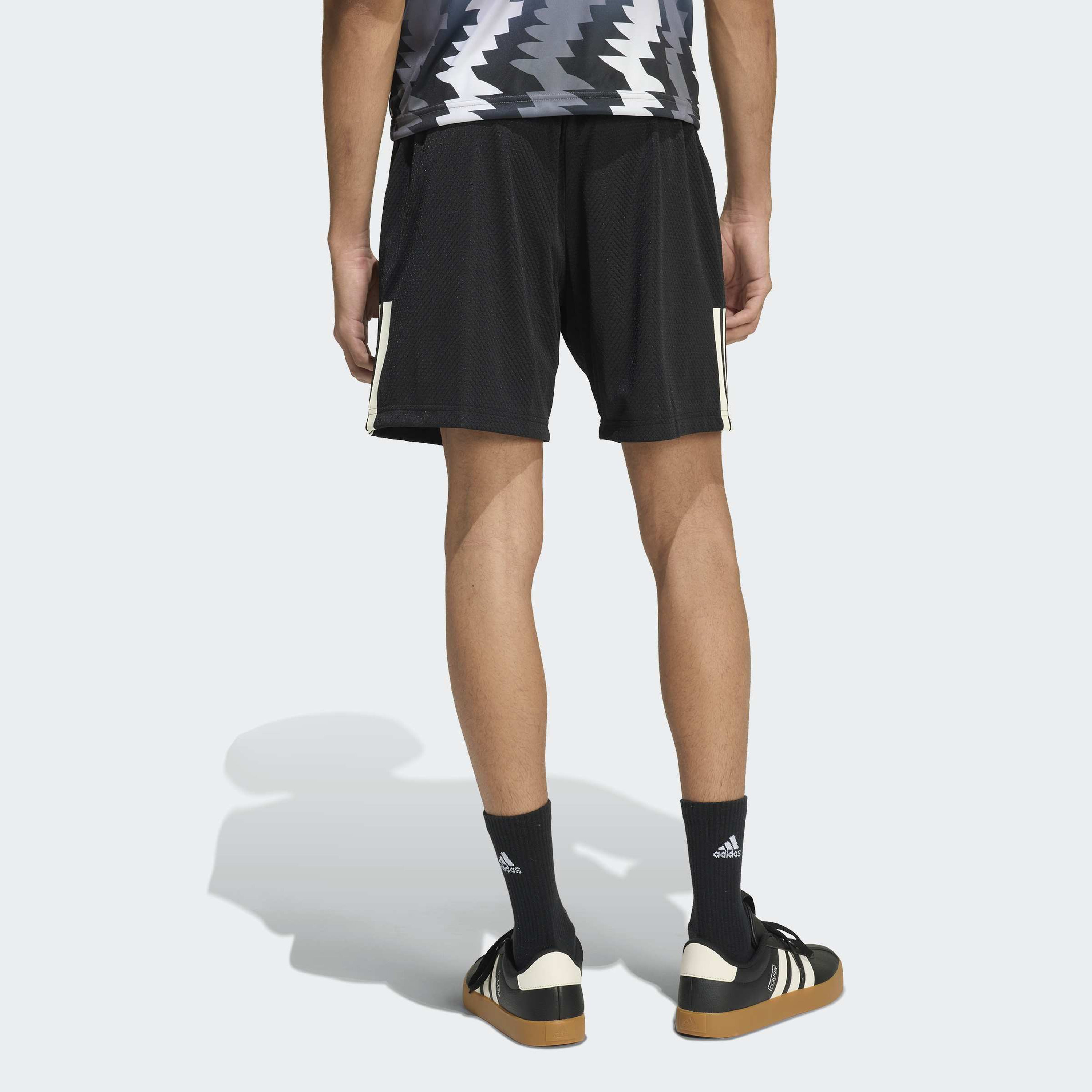 اديداس - شورت رجالي قماش البيكيه من هاوس أوف تيرو بالتعاون مع كومون جول-men-clothing-bottoms-shorts-image-3