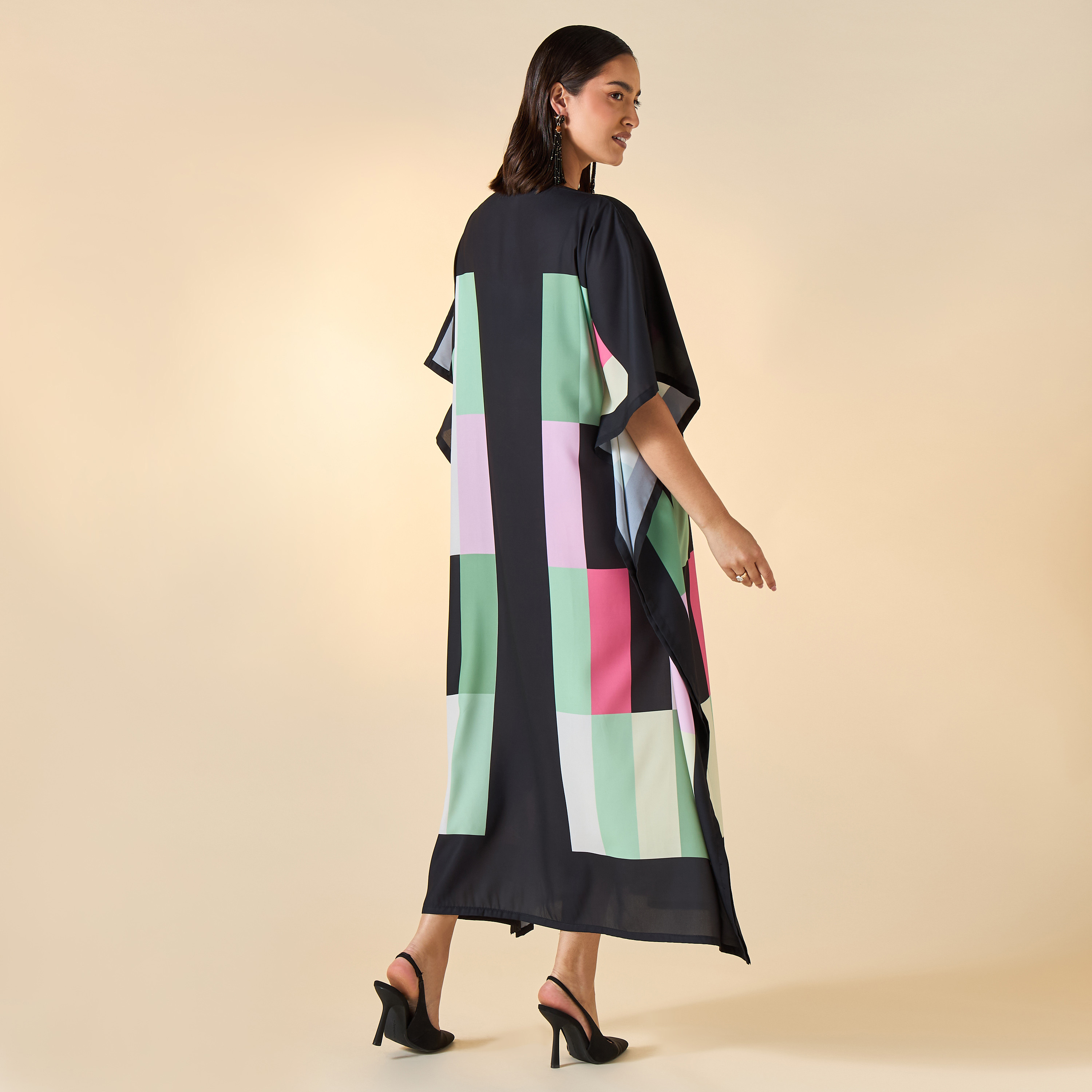 فستان قفطان بياقة مركب وطبعات من فيور-women-clothing-dresses-image-2