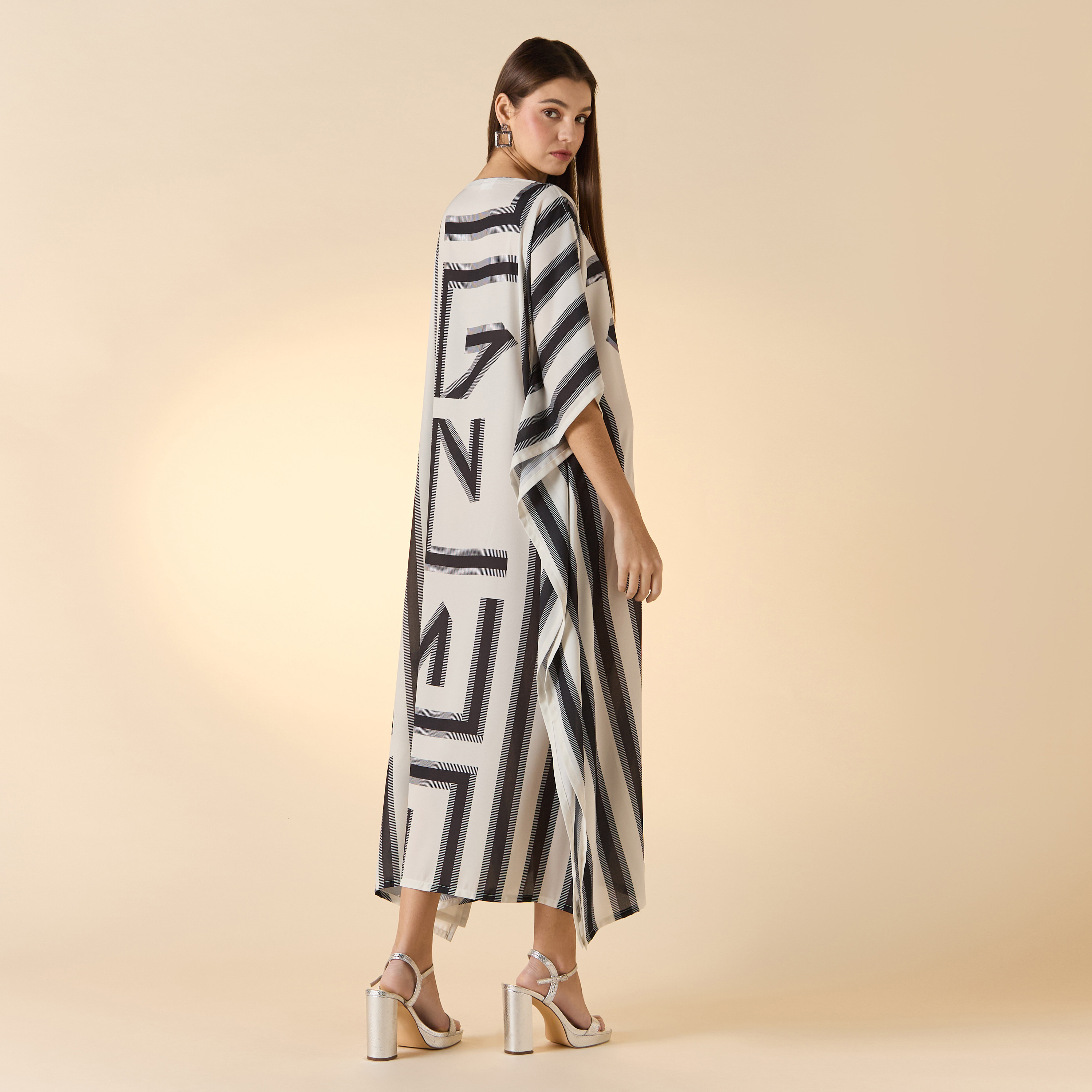 FYOR Printed Boat Neck Midi Kaftan Dress-women-arabicclothing-kaftan-image-2