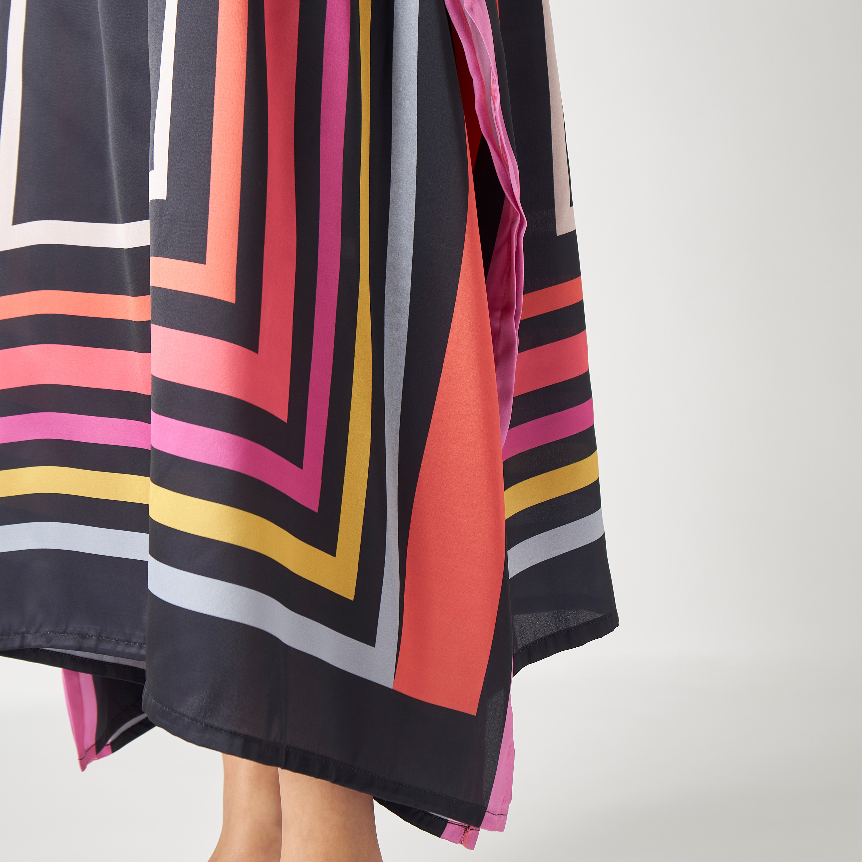 فستان قفطان مخطط بياقة قارب من فيور-women-arabicclothing-kaftan-image-5