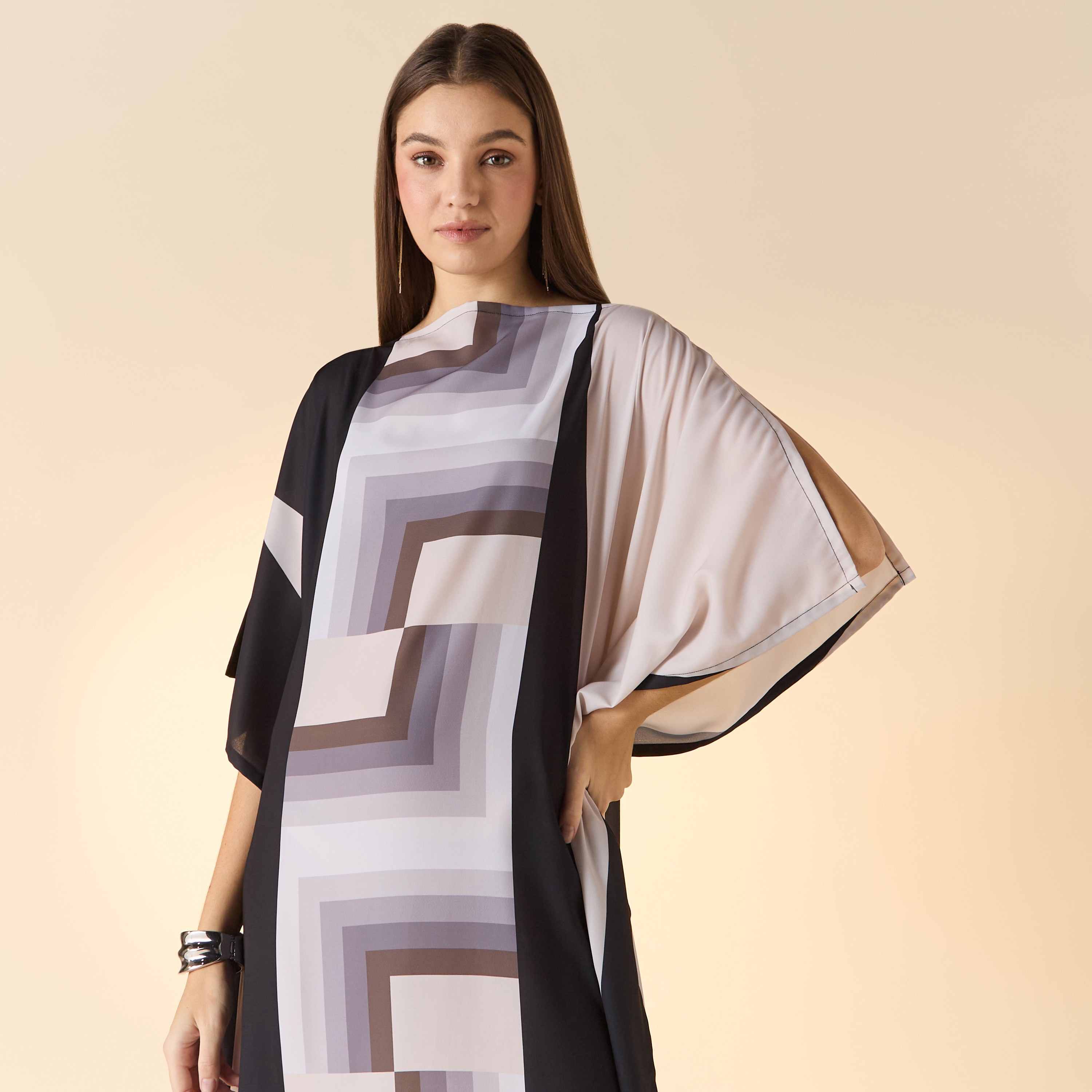 فستان قفطان متوسط ​​الطول برقبة قارب ومطبوع من FYOR-women-arabicclothing-kaftan-image-4