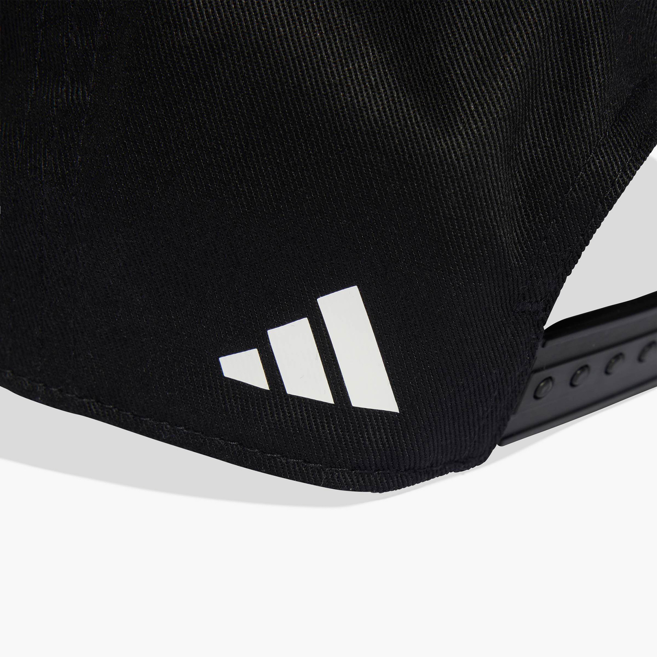 كاب رياضي مزود بإغلاق خلفي قابل للتعديل من أديداس-boys-accessories-caps-image-4