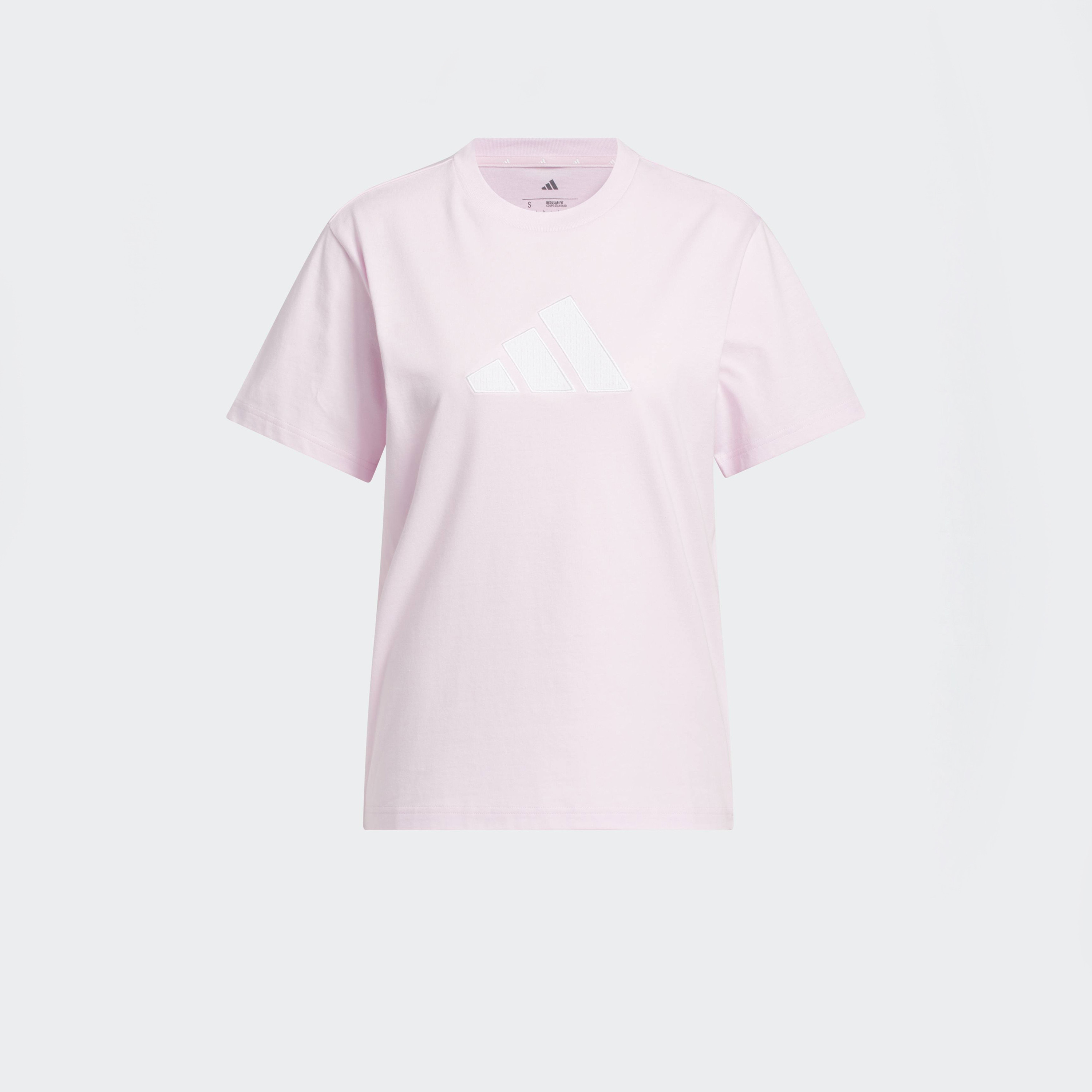 اديداس - تيشيرت نسائي بأكمام قصيرة بنقشة مربعات كبيرة وشعار كبير-women-clothing-tshirts-image-1