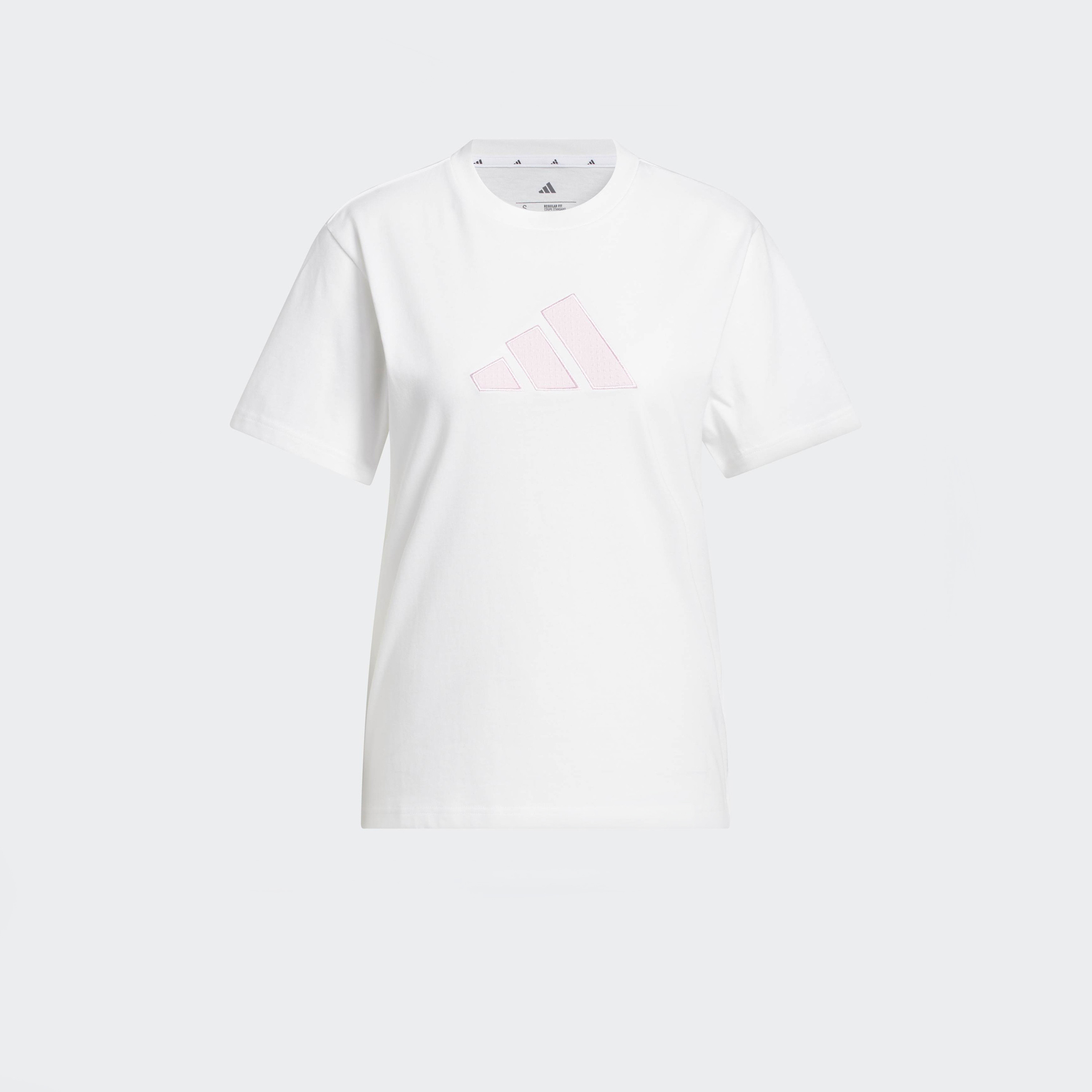 اديداس - تيشيرت نسائي بأكمام قصيرة بنقشة مربعات كبيرة وشعار كبير-women-clothing-tshirts-image-1