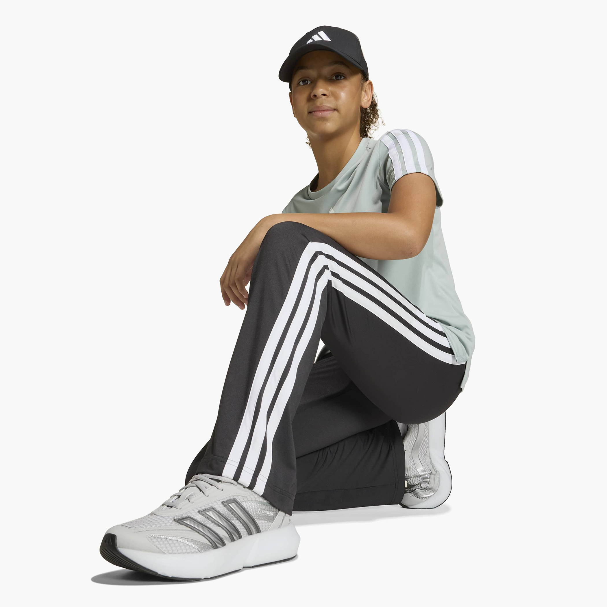 بنطلون ليقنز بحواف واسعة من أديداس-girls-clothing-bottoms-leggings-image-4