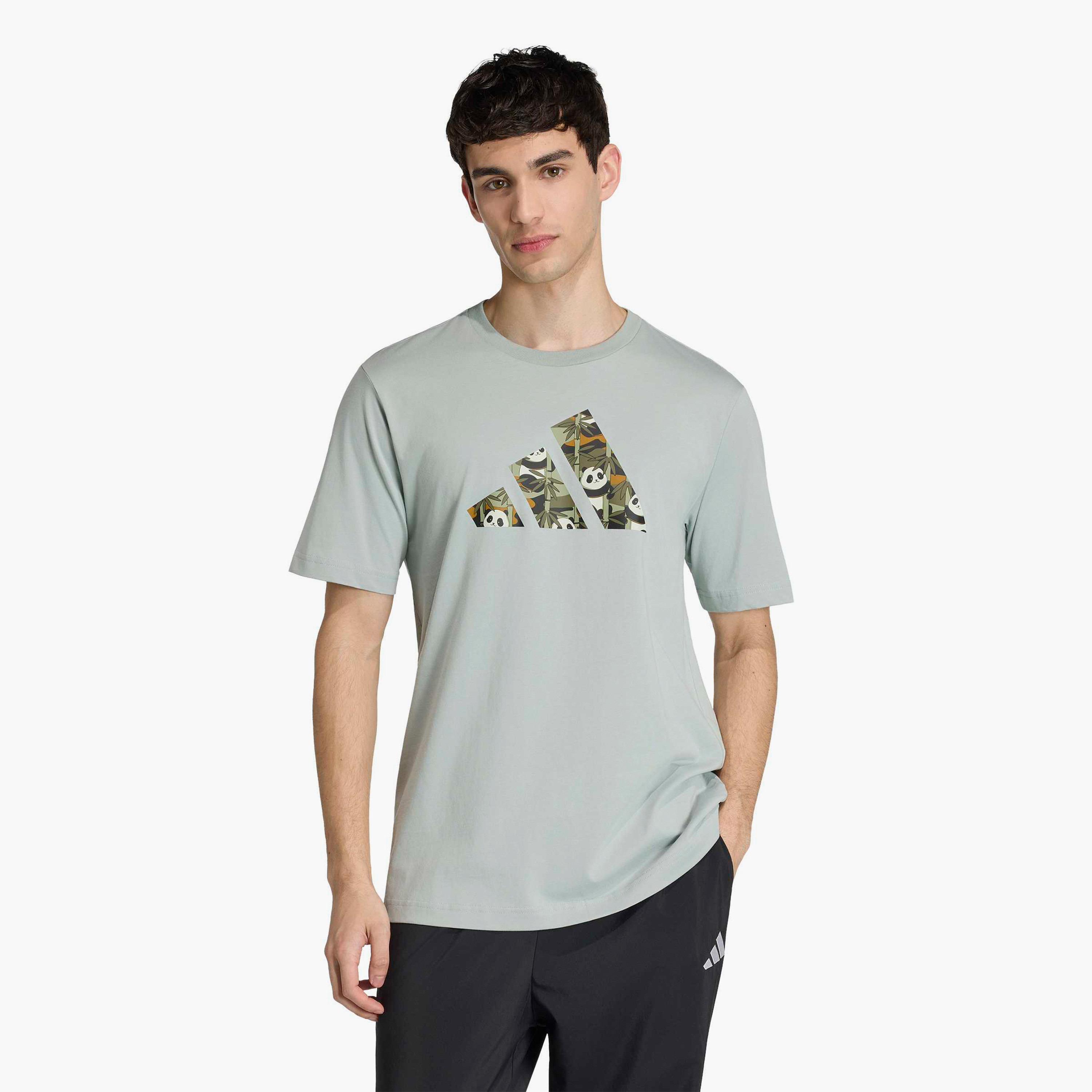 اديداس - تيشيرت رجالي بأكمام قصيرة بنقشة باندا مموهة-men-clothing-sportswearandactivewear-tshirtsandpolos-image-1