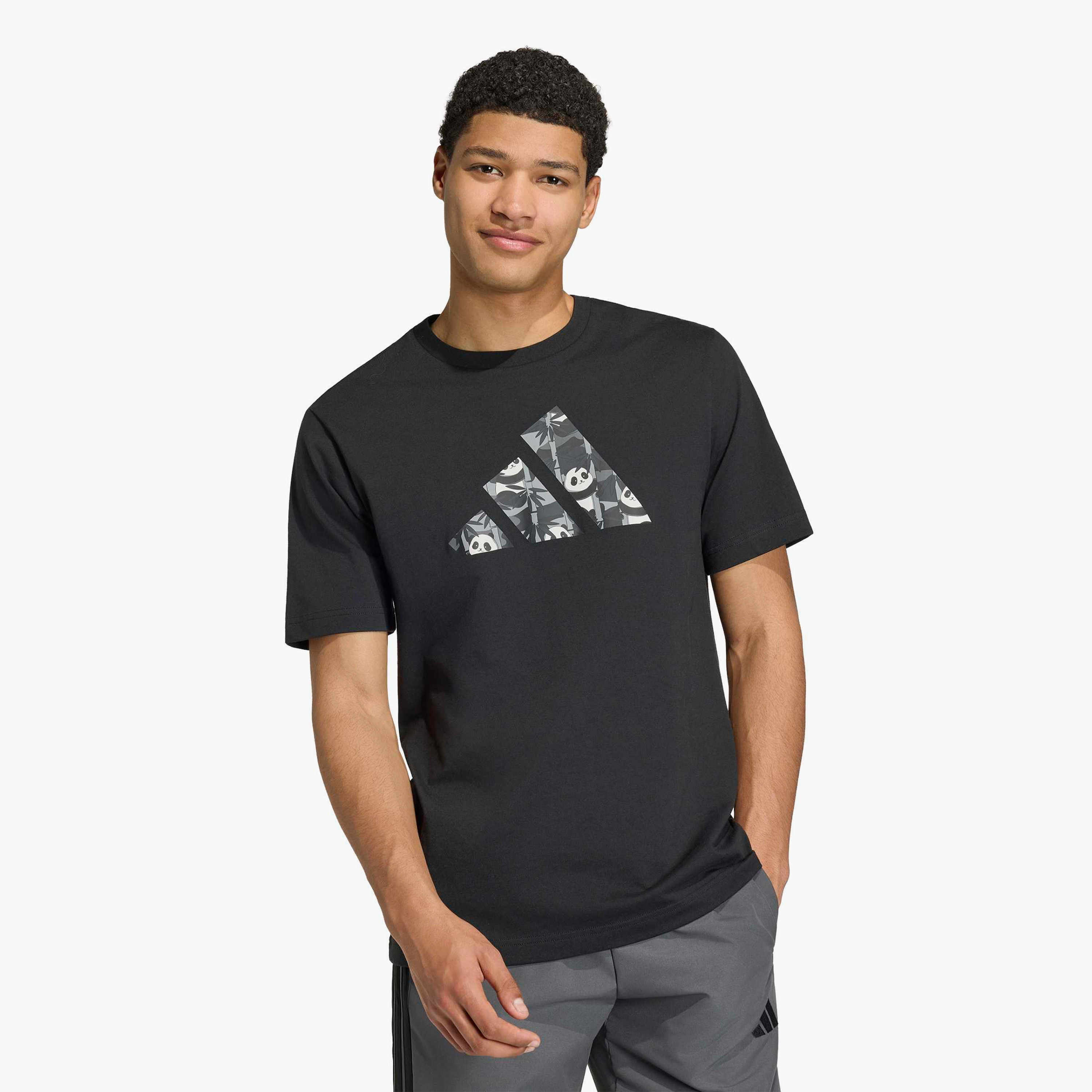 اديداس - تيشيرت رجالي بأكمام قصيرة بنقشة باندا مموهة-men-clothing-sportswearandactivewear-tshirtsandpolos-image-1