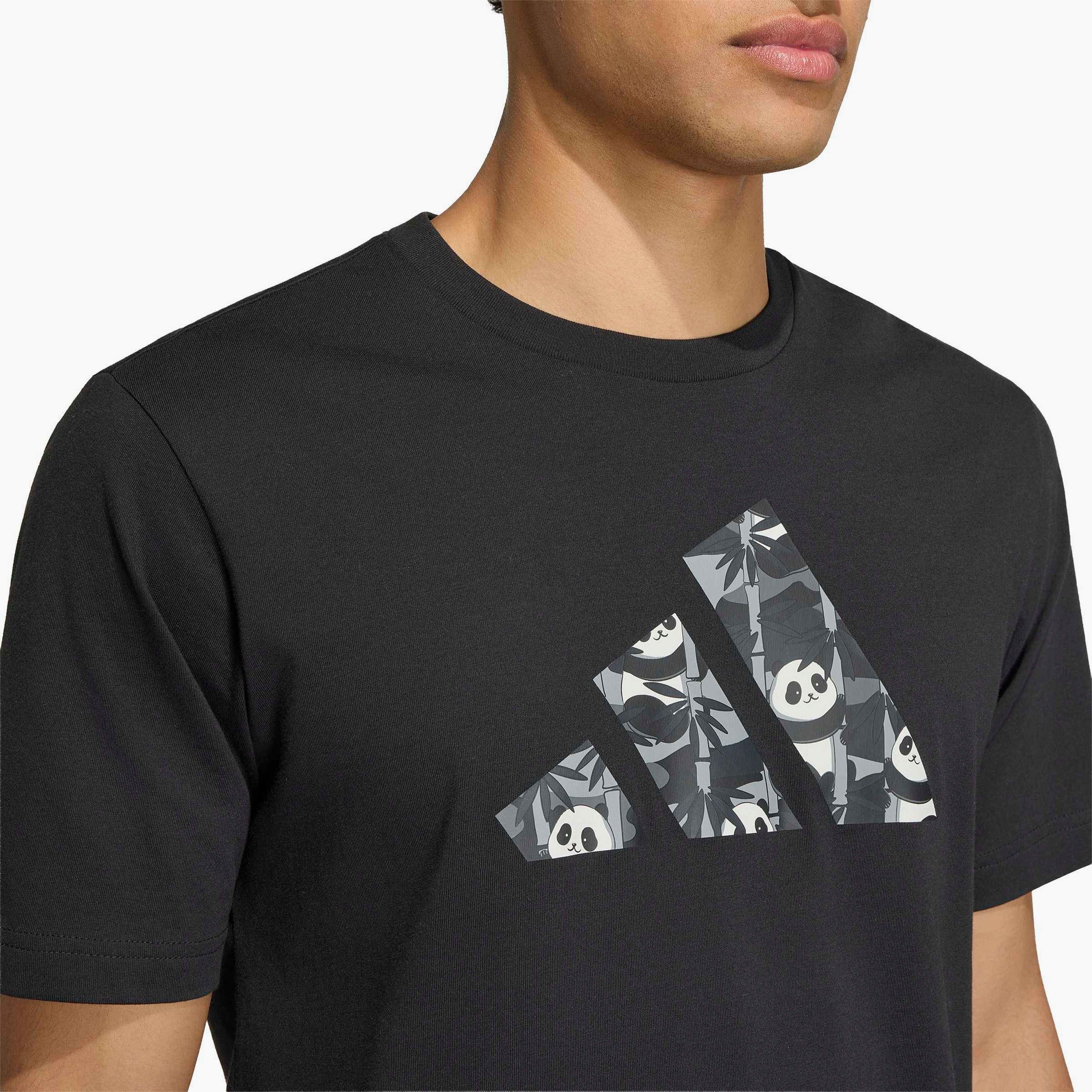 اديداس - تيشيرت رجالي بأكمام قصيرة بنقشة باندا مموهة-men-clothing-sportswearandactivewear-tshirtsandpolos-image-4