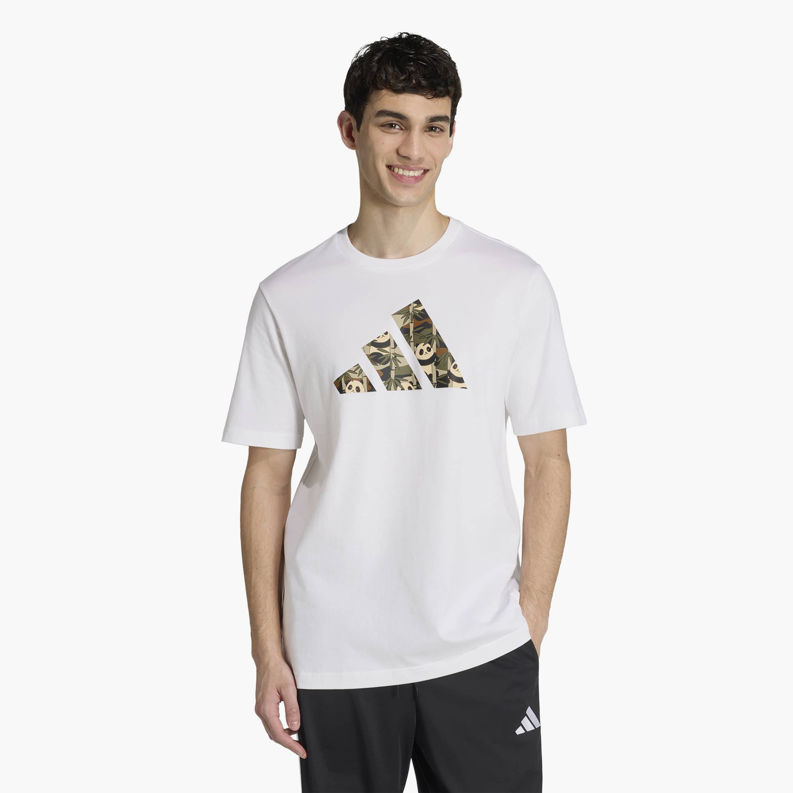 اديداس - تيشيرت رجالي بأكمام قصيرة بنقشة باندا مموهة-men-clothing-sportswearandactivewear-tshirtsandpolos-image-1