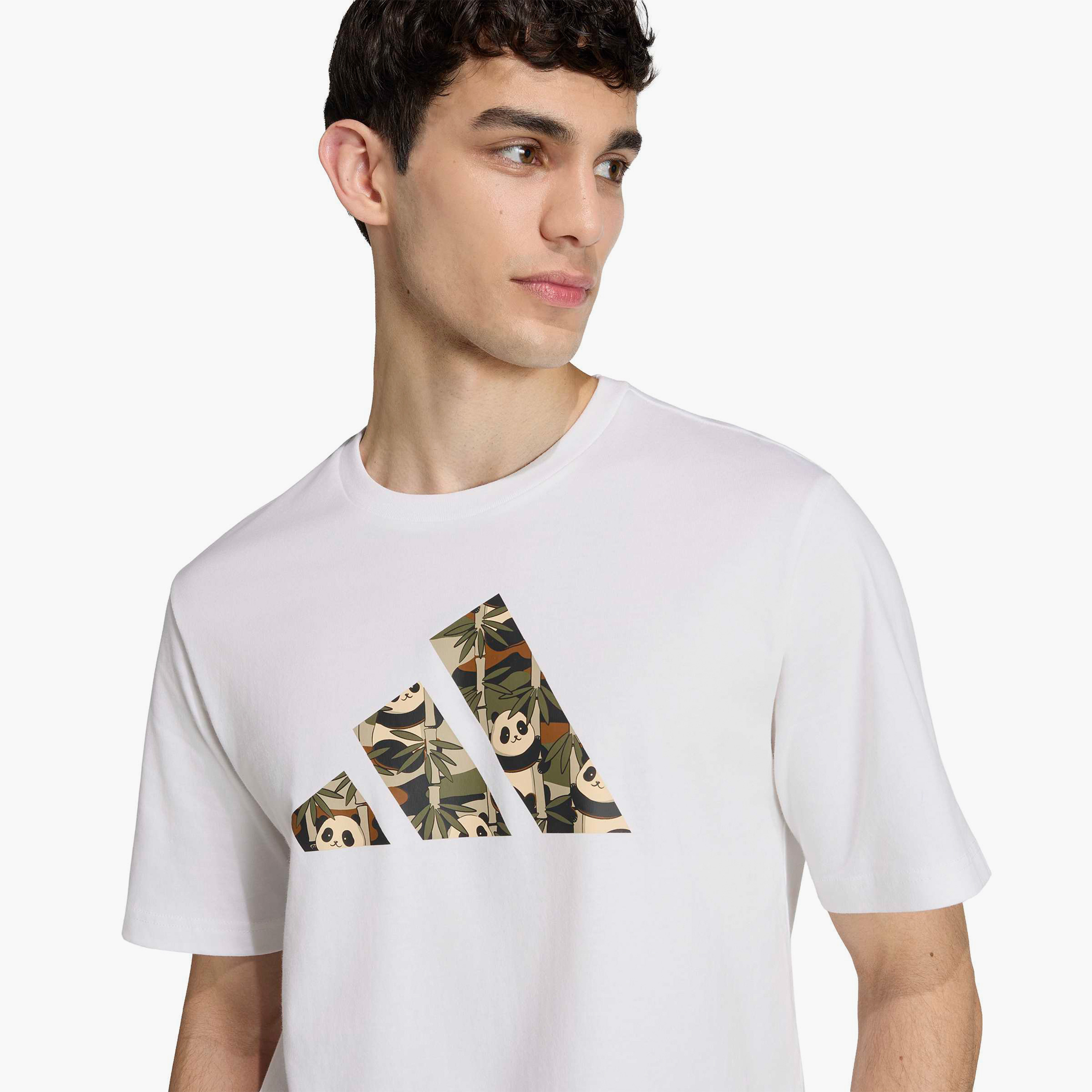 اديداس - تيشيرت رجالي بأكمام قصيرة بنقشة باندا مموهة-men-clothing-sportswearandactivewear-tshirtsandpolos-image-4