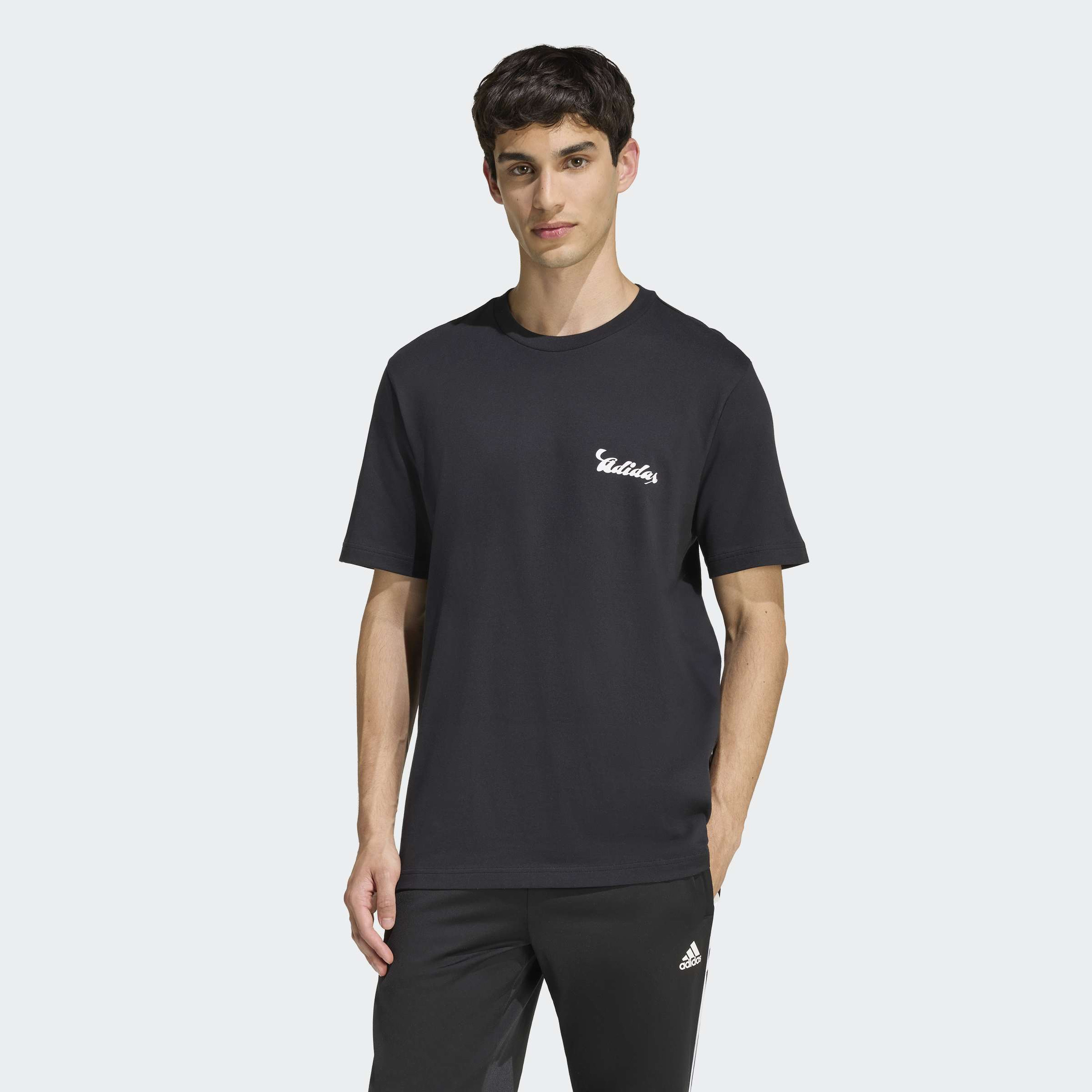 اديداس - تيشيرت رجالي بأكمام قصيرة برسومات من هاوس أوف تيرو كوميونيتي-men-clothing-sportswearandactivewear-tshirtsandpolos-image-1