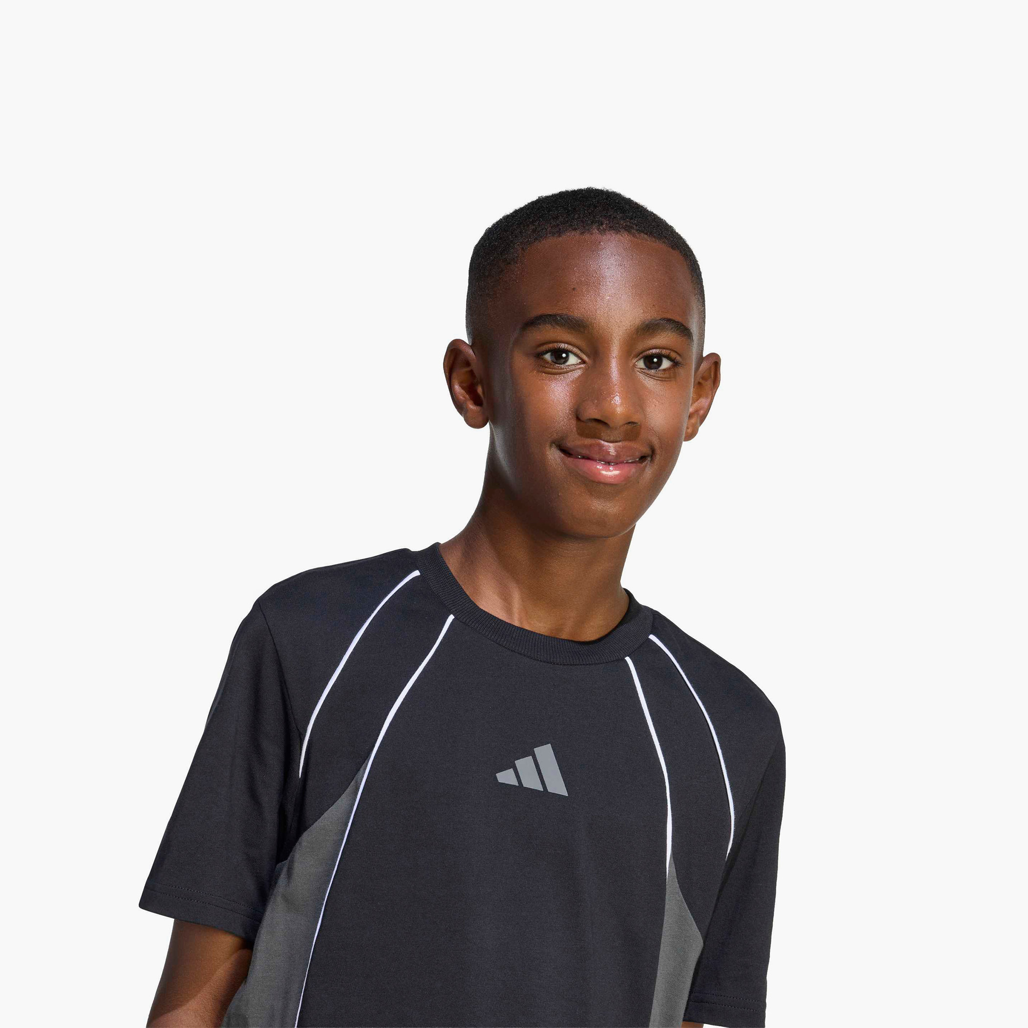 تيشيرت بياقة ضيقة وأكمام قصيرة من أديداس-boys-clothing-tshirtsandpolos-image-5