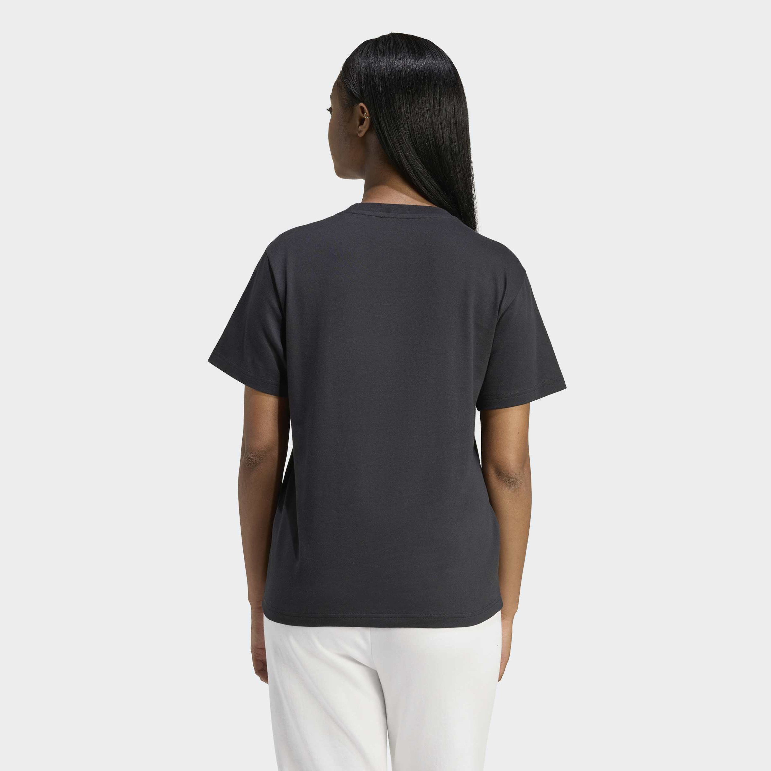 اديداس - تيشيرت نسائي بأكمام قصيرة برسومات جامعية-women-clothing-tshirts-image-4
