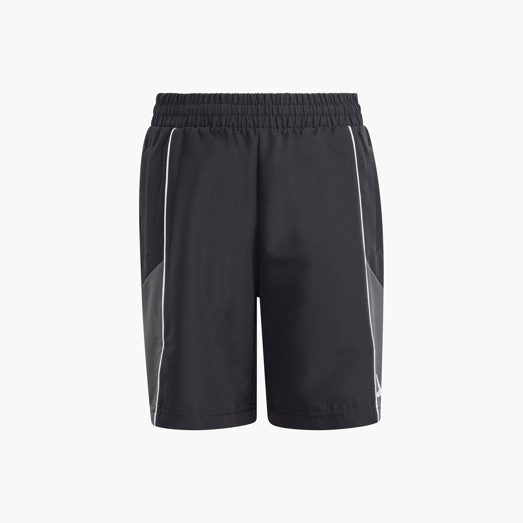 شورت بطول الركبة بتصميم مقسم من أديداس-boys-clothing-sportswear-bottoms-shorts-image-1