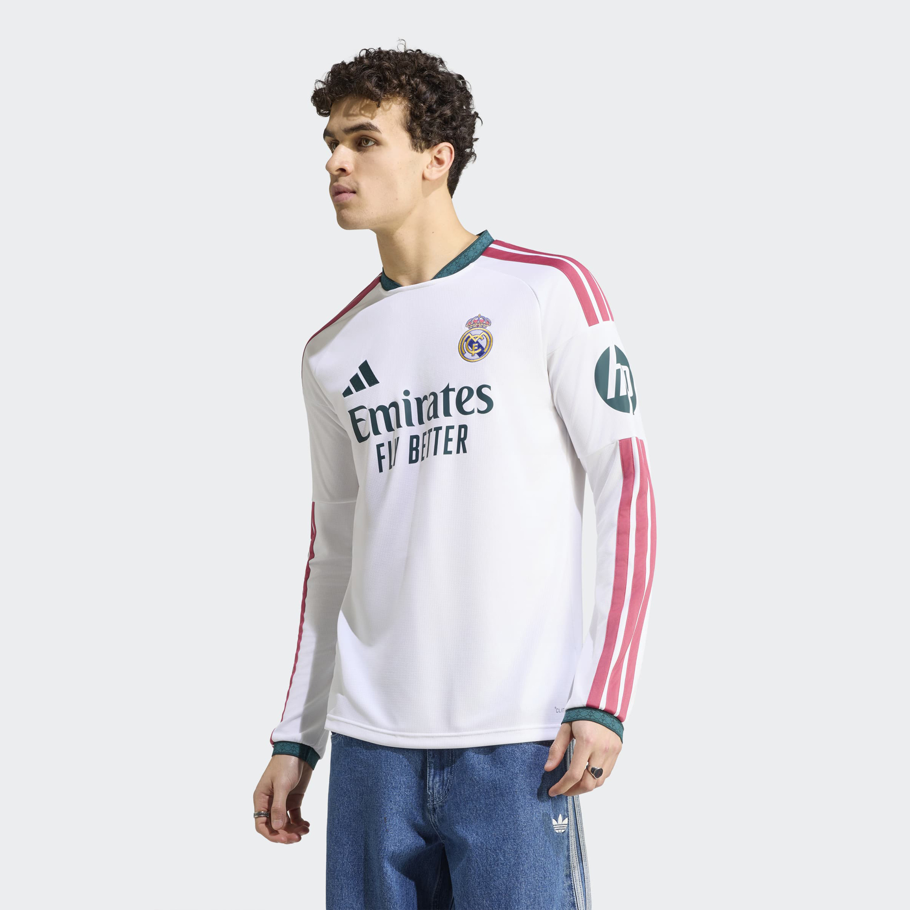 اديداس - قميص ريال مدريد موسم 26/27 الأساسي للرجال-men-clothing-sportswearandactivewear-tshirtsandpolos-image-1