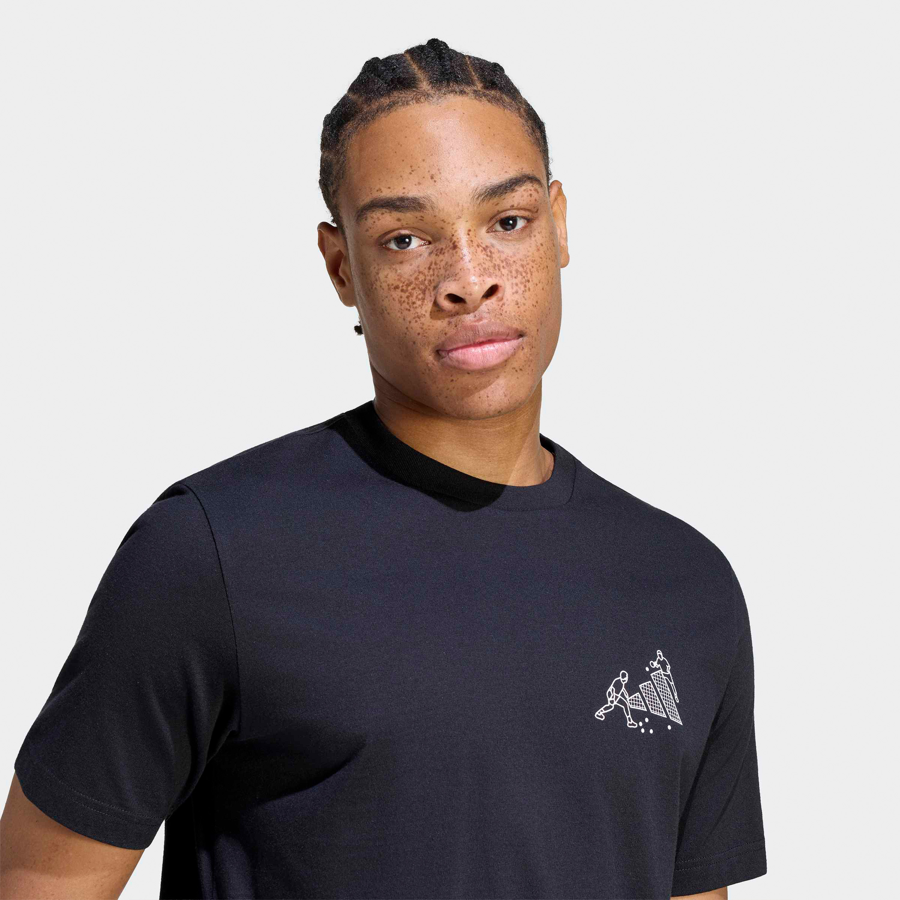 اديداس - تيشيرت رجالي بأكمام قصيرة ورقبة دائرية مزين برسومات لعبة بونغ-men-clothing-sportswearandactivewear-tshirtsandpolos-image-4
