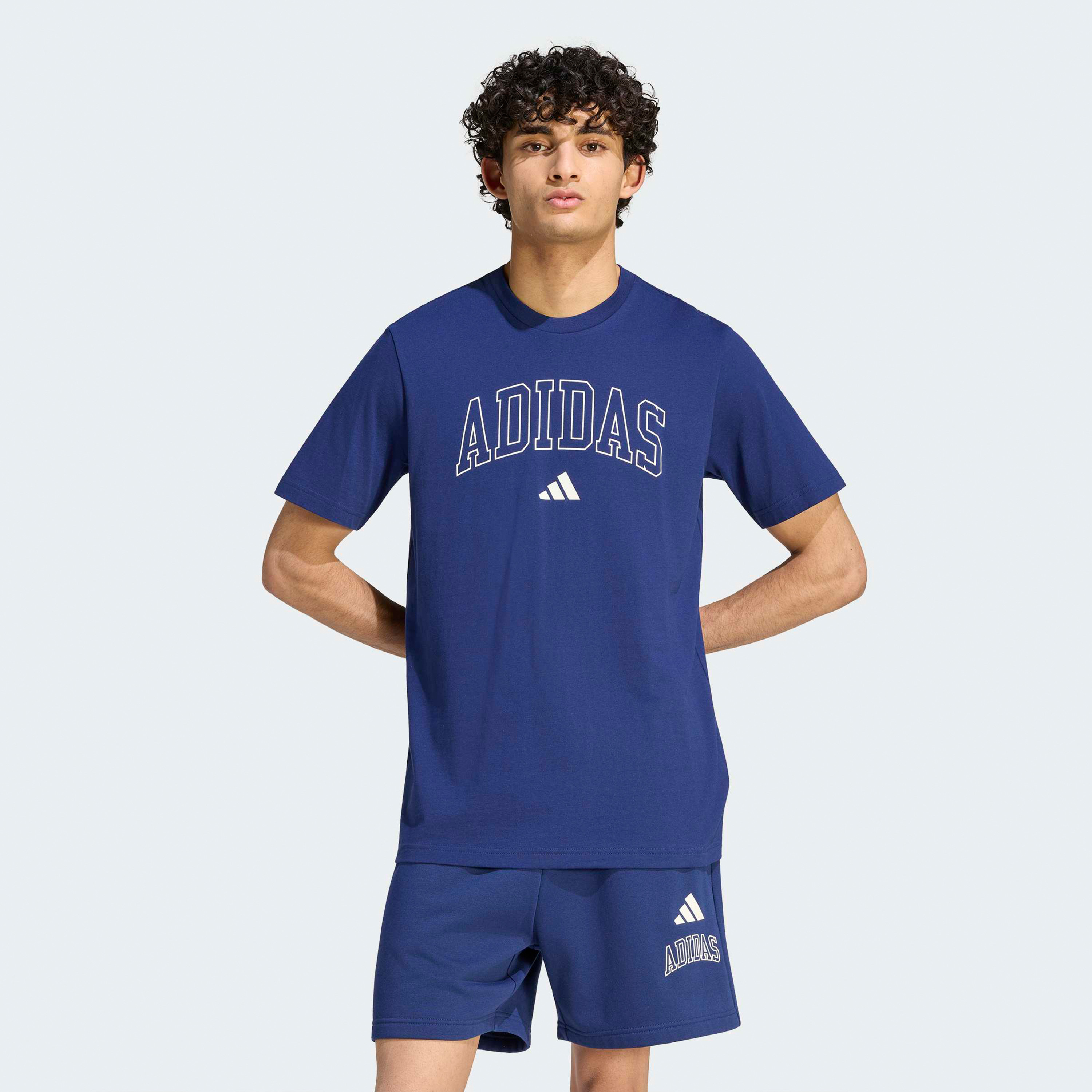 أديداس - تيشيرت جرافيكي كوليجيت لاينيج للرجال | OE-men-clothing-sportswearandactivewear-tshirtsandpolos-image-1