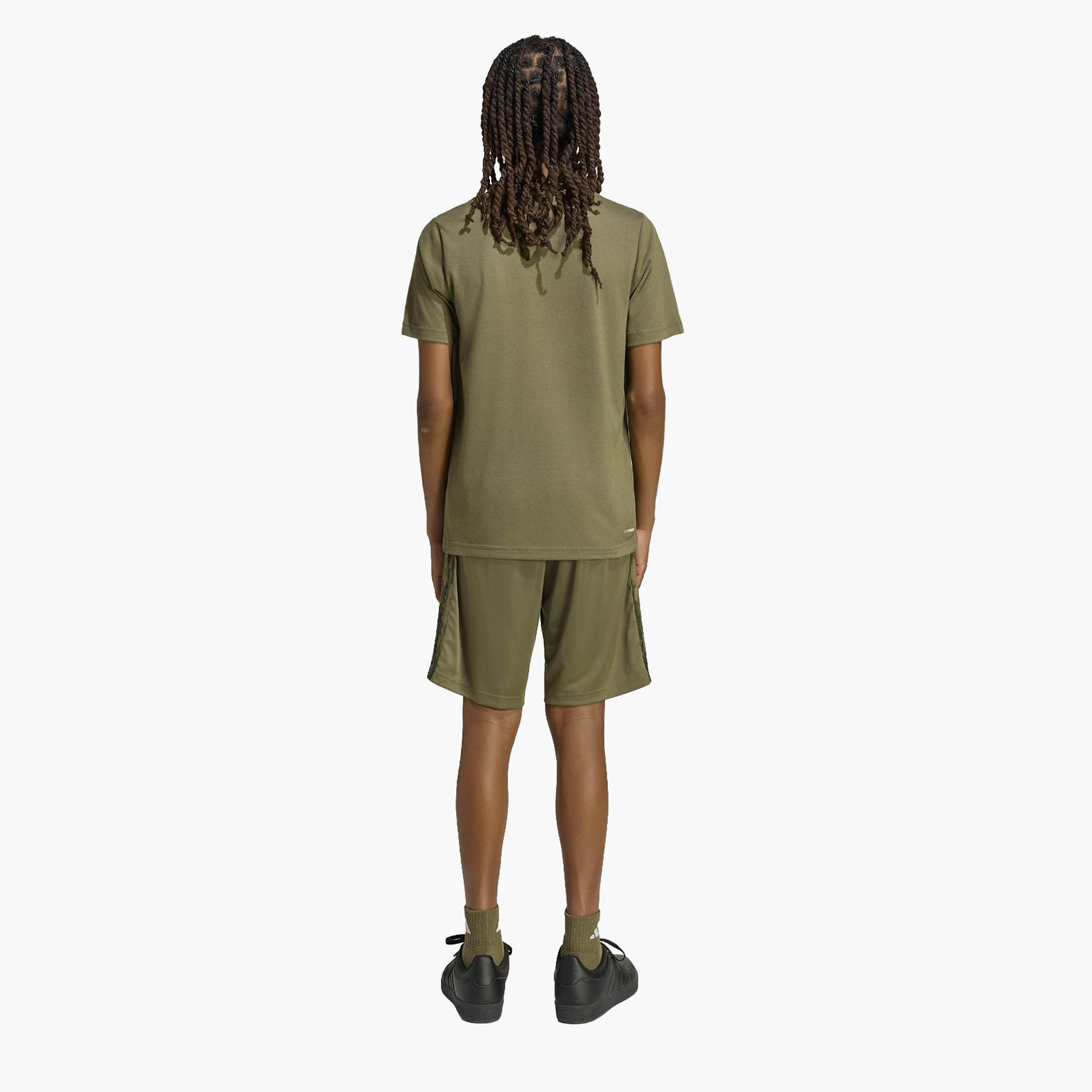 طقم شورت وتيشيرت بأكمام قصيرة وياقة ضيقة وطبعات شعار من أديداس-boys-clothing-sportswear-sets-image-5