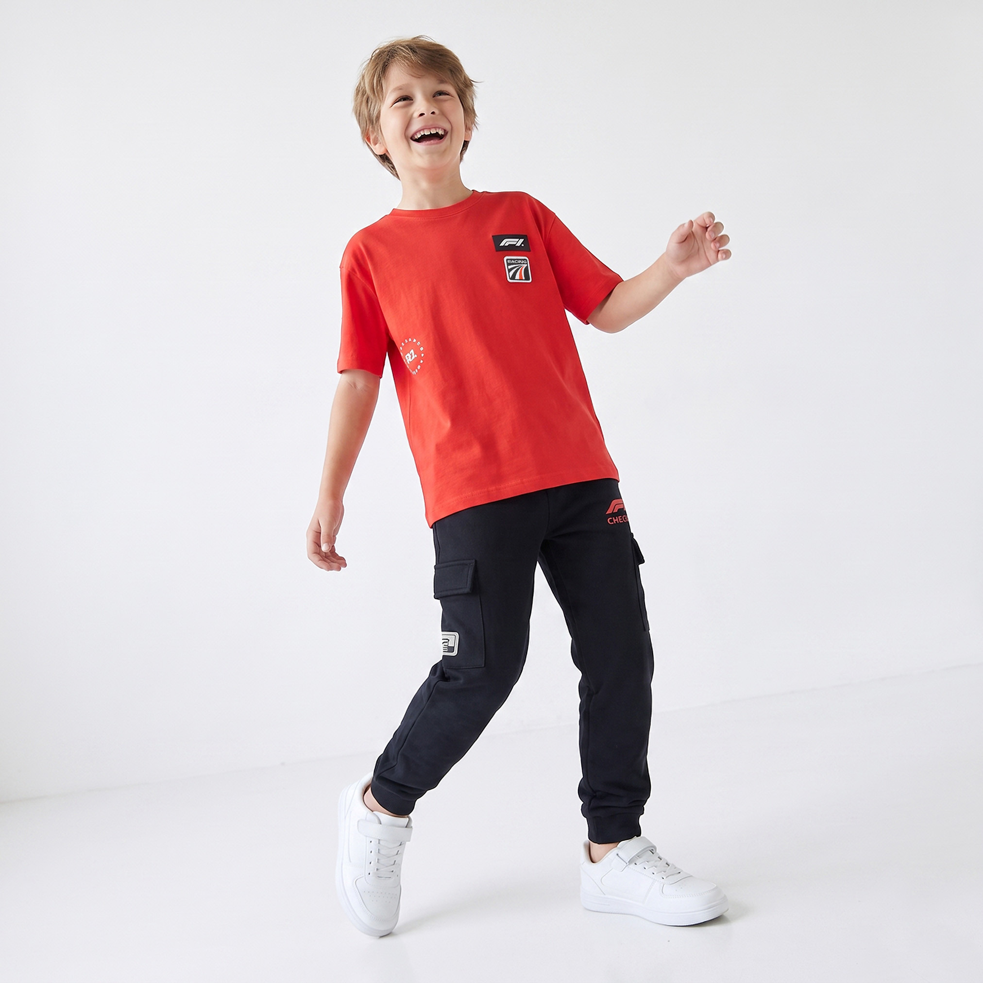 تيشيرت بياقة ضيقة وأكمام قصيرة وطبعات من ماينكرافت-boys-clothing-tshirtsandpolos-image-4