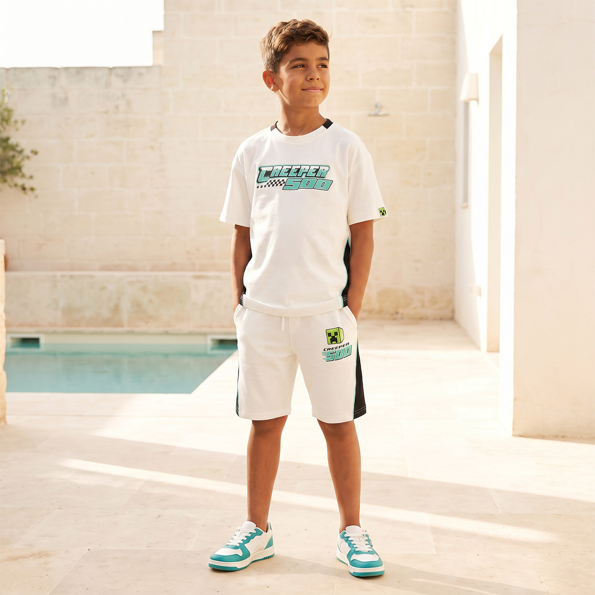 طقم تيشيرت بياقة مستديرة وأكمام قصيرة وشورت بطبعة ماينكرافت من جرافيك-boys-clothing-setsandcoords-image-1