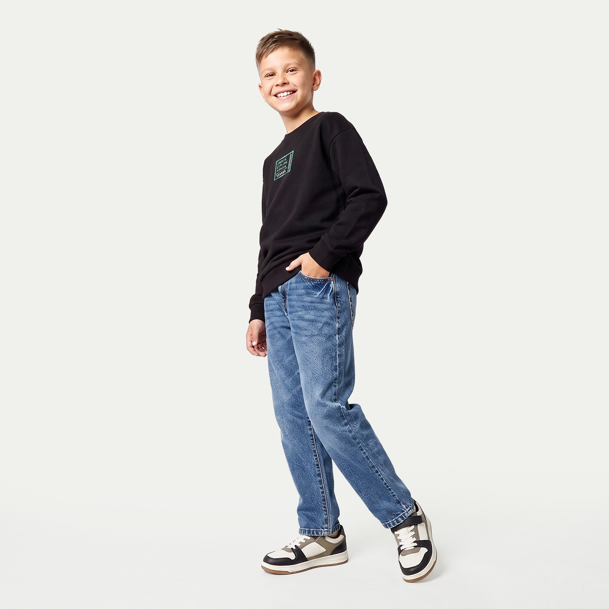 Minecraft Printed Sweatshirt with Long Sleeves-boys-clothing-winterwear-sweatshirts-image-4