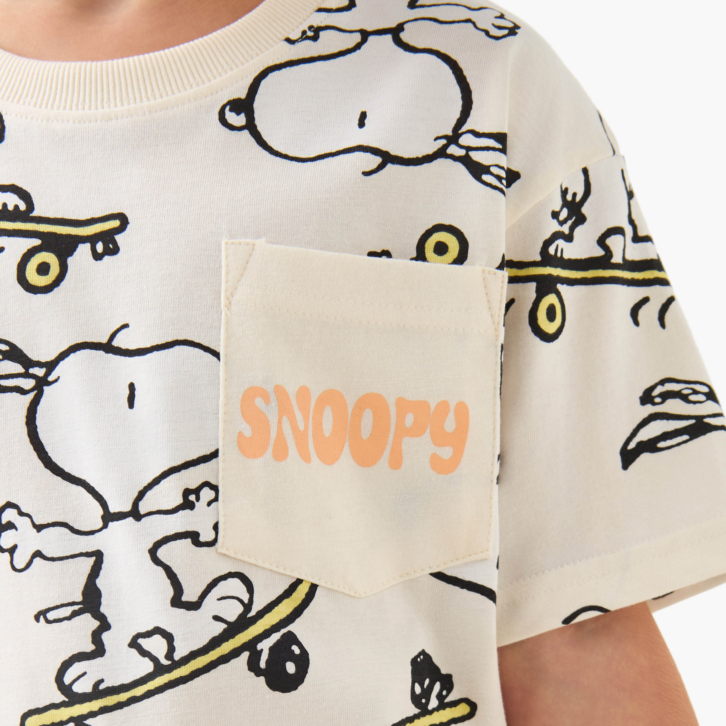 CLPG Round Neck Short Sleeves T-shirt and Shorts Set with Pockets-boys-clothing-setsandcoords-image-6