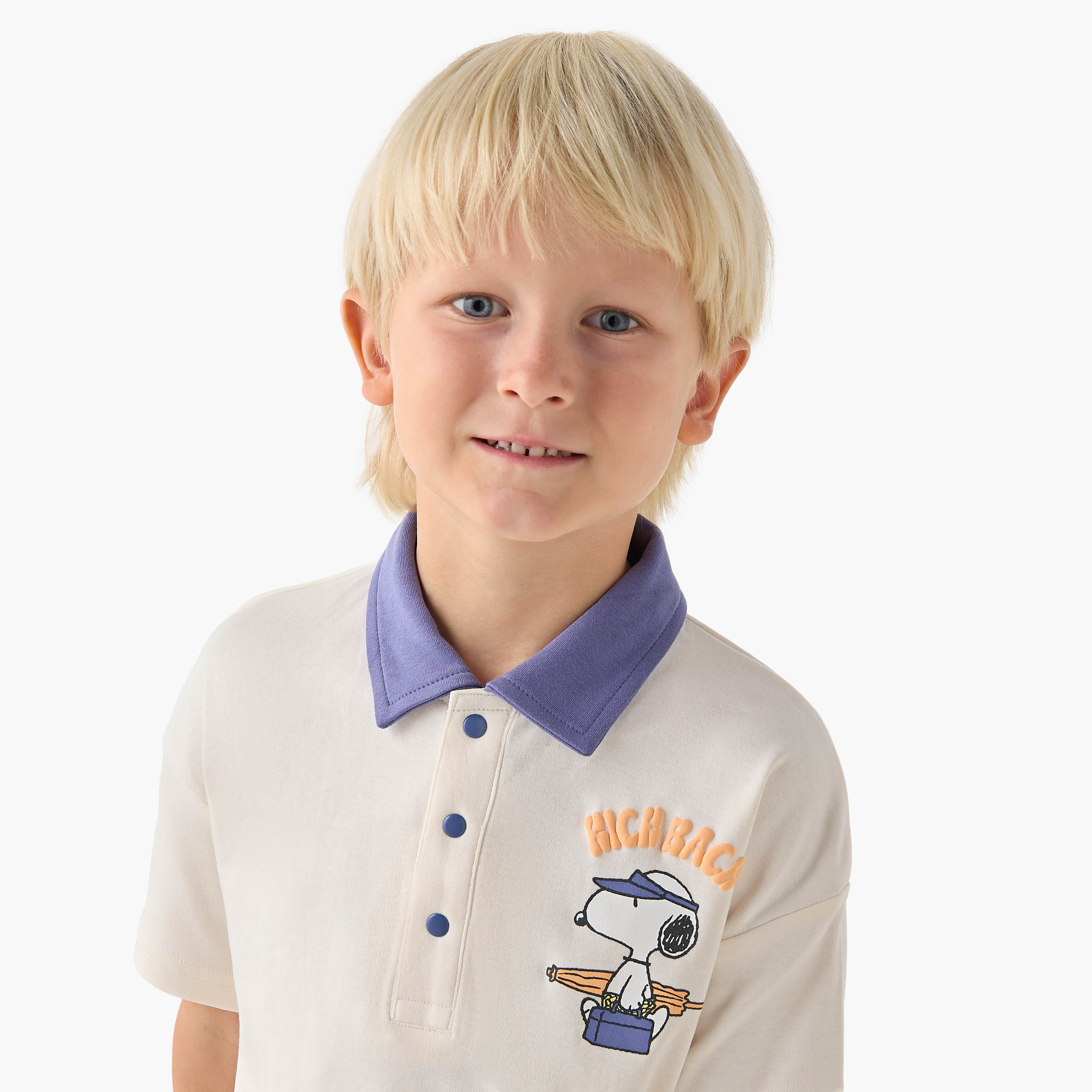 تيشيرت بطبعات سنوبي وياقة عادية وأكمام قصيرة-boys-clothing-tshirtsandpolos-image-2