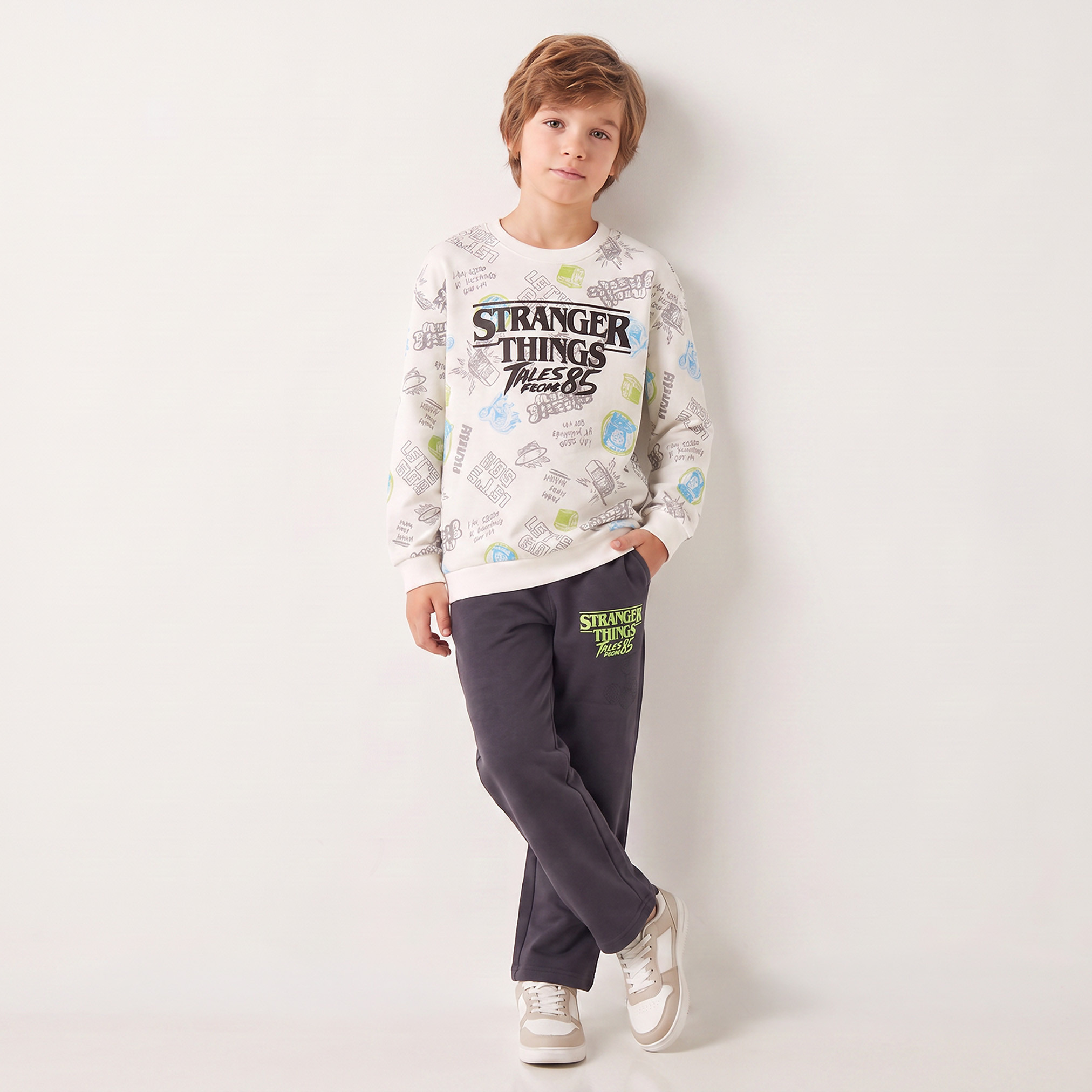 Netflix Crew Neck Sweatshirt with Stranger Things Print-boys-clothing-winterwear-sweatshirts-image-3