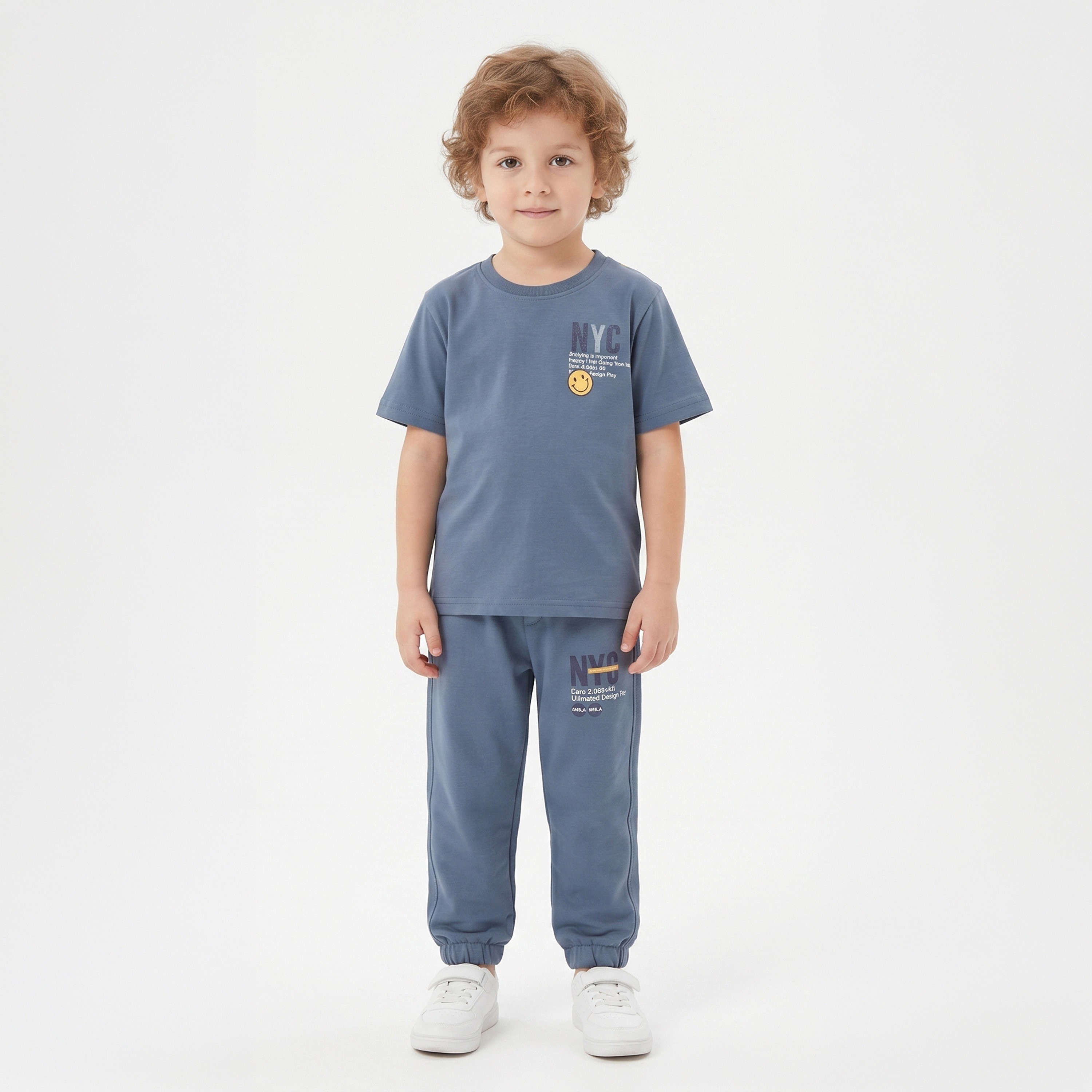 طقم تيشيرت بأكمام قصيرة مع بنطلون جوجر من كول آند كول-boys-clothing-setsandcoords-image-1