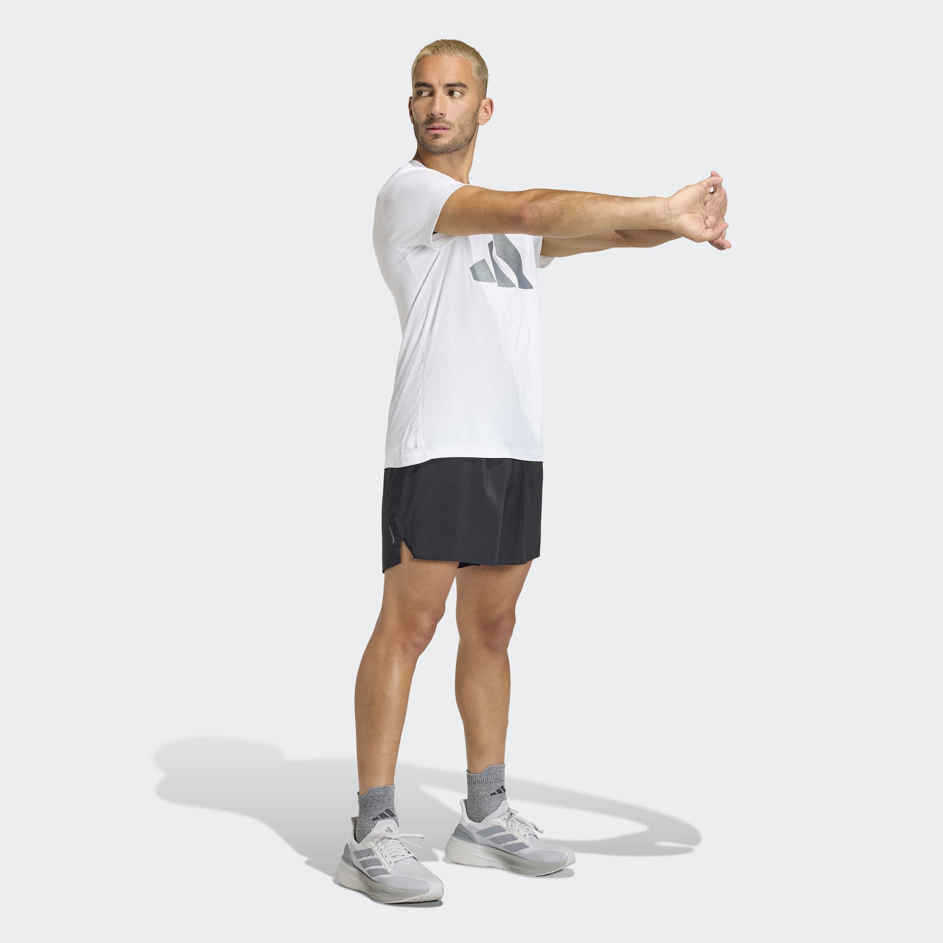 اديداس - تيشيرت رجالي بأكمام قصيرة  آدي365 للجري-men-clothing-sportswearandactivewear-tshirtsandpolos-image-8
