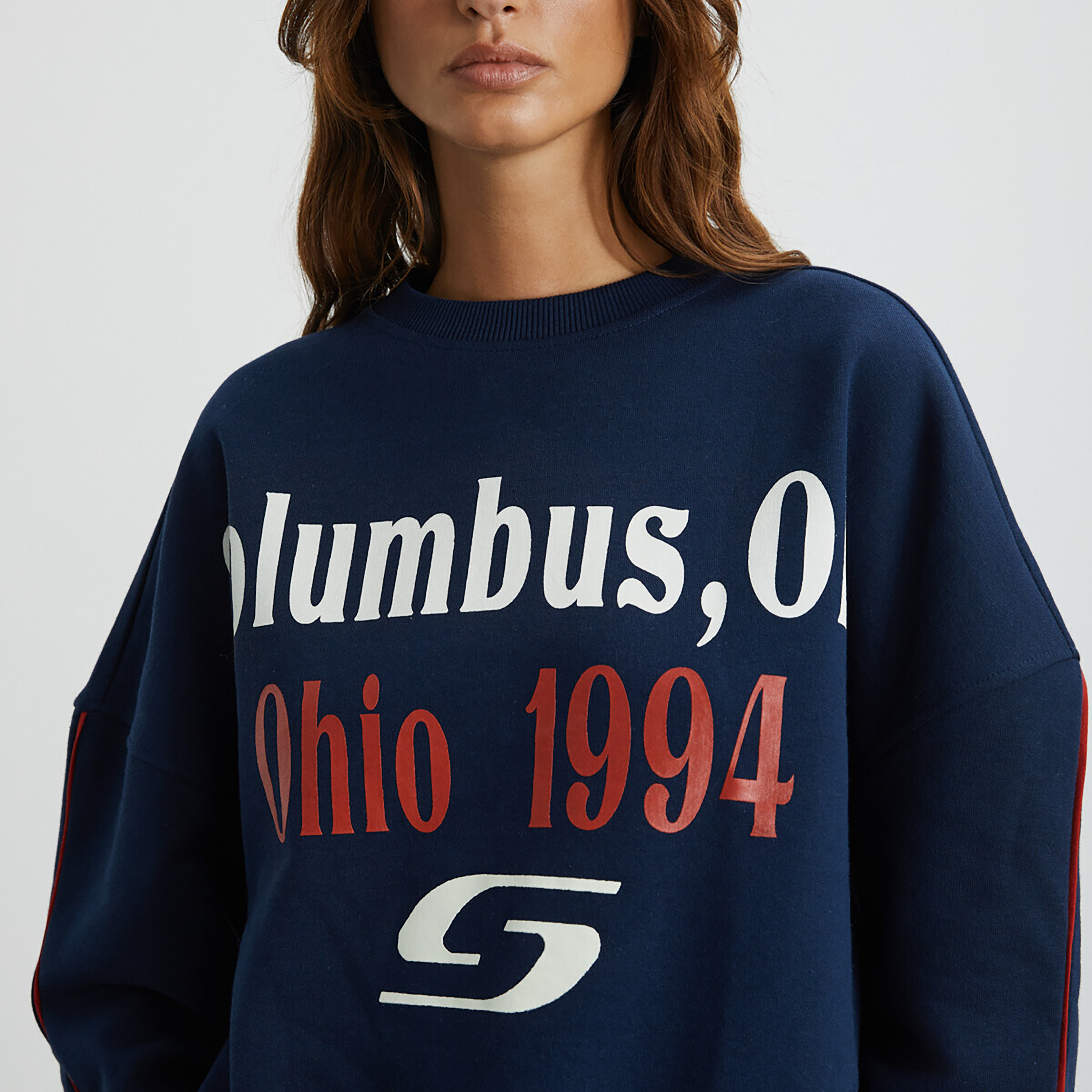 سويت شيرت نسائي باللون الأزرق الداكن بطبعة نص من القطن من جريميلانج-women-winterwear-hoodiesandsweatshirts-sweatshirts-image-3
