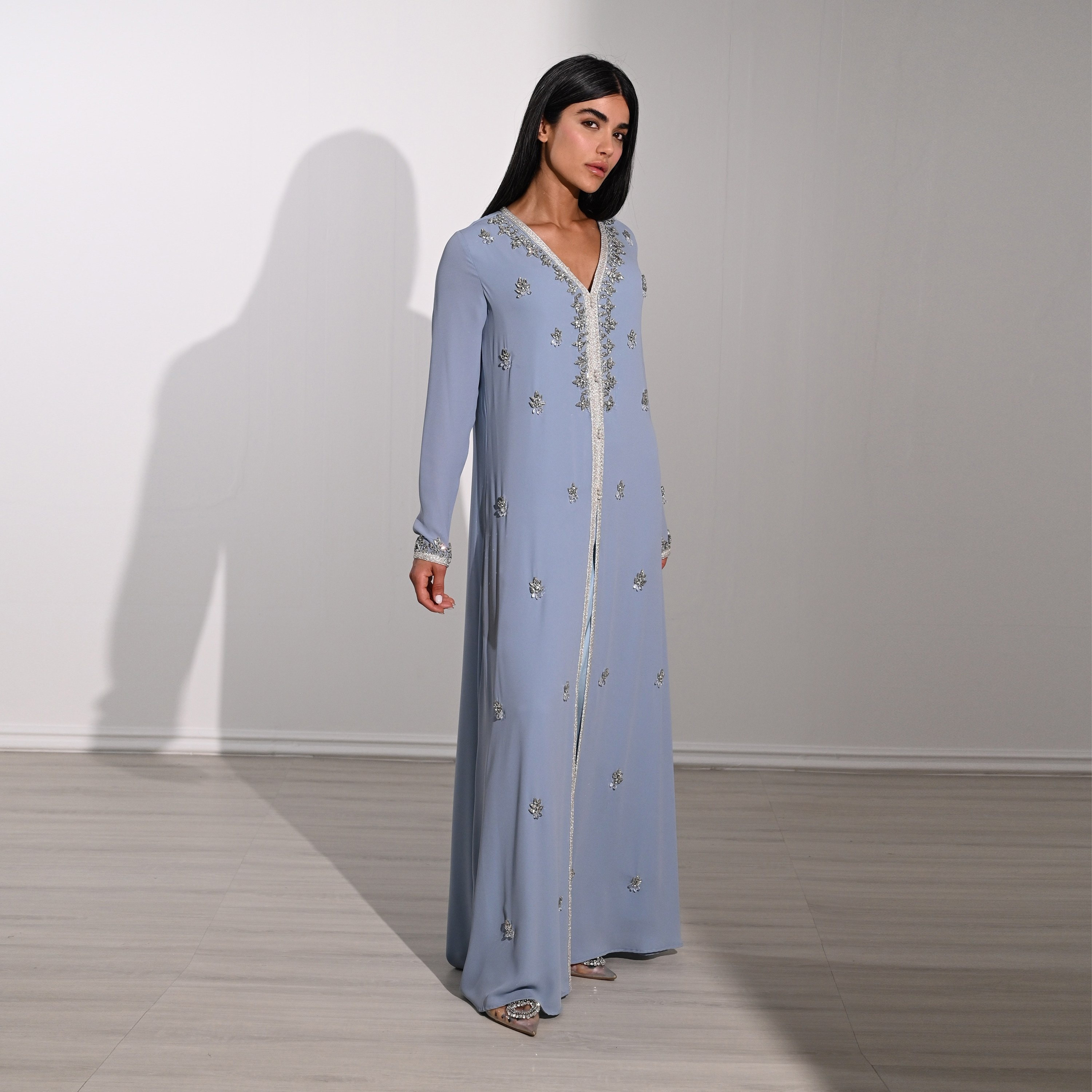 فستان سهرة نسائي طويل ماكسي من الشيفون بتطريز كريستالي ودانتيل من أكاديا-women-clothing-dresses-image-8