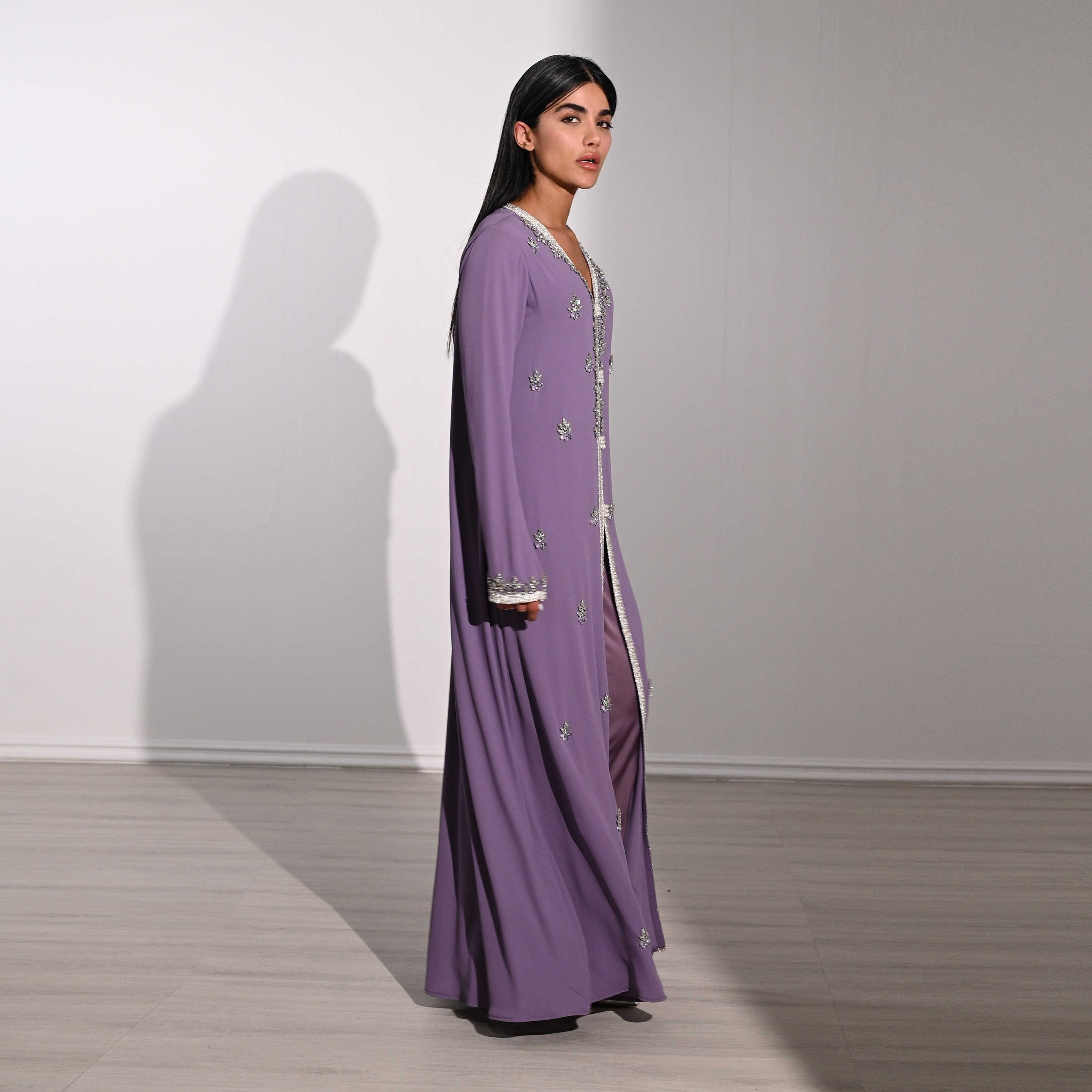 فستان سهرة نسائي طويل ماكسي من الشيفون بتطريز كريستالي ودانتيل من أكاديا-women-clothing-dresses-image-3
