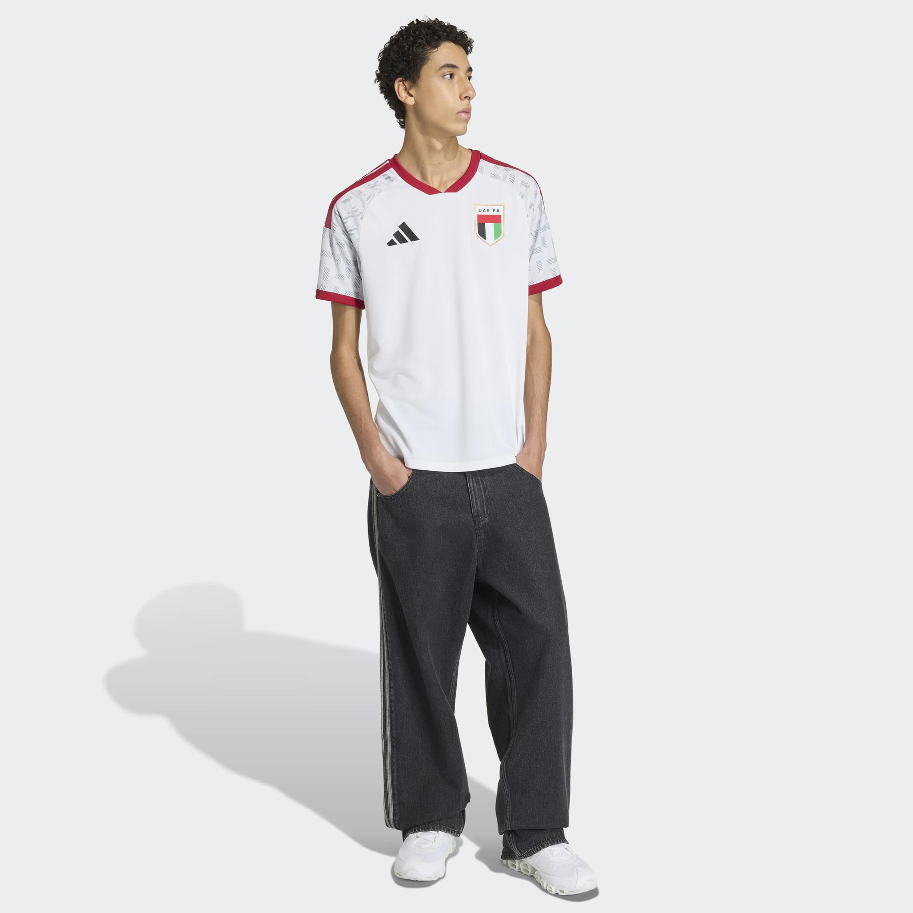 اديداس - قميص منتخب الإمارات الأساسي للرجال لكأس العالم FIFA 2026-men-clothing-sportswearandactivewear-tshirtsandpolos-image-3