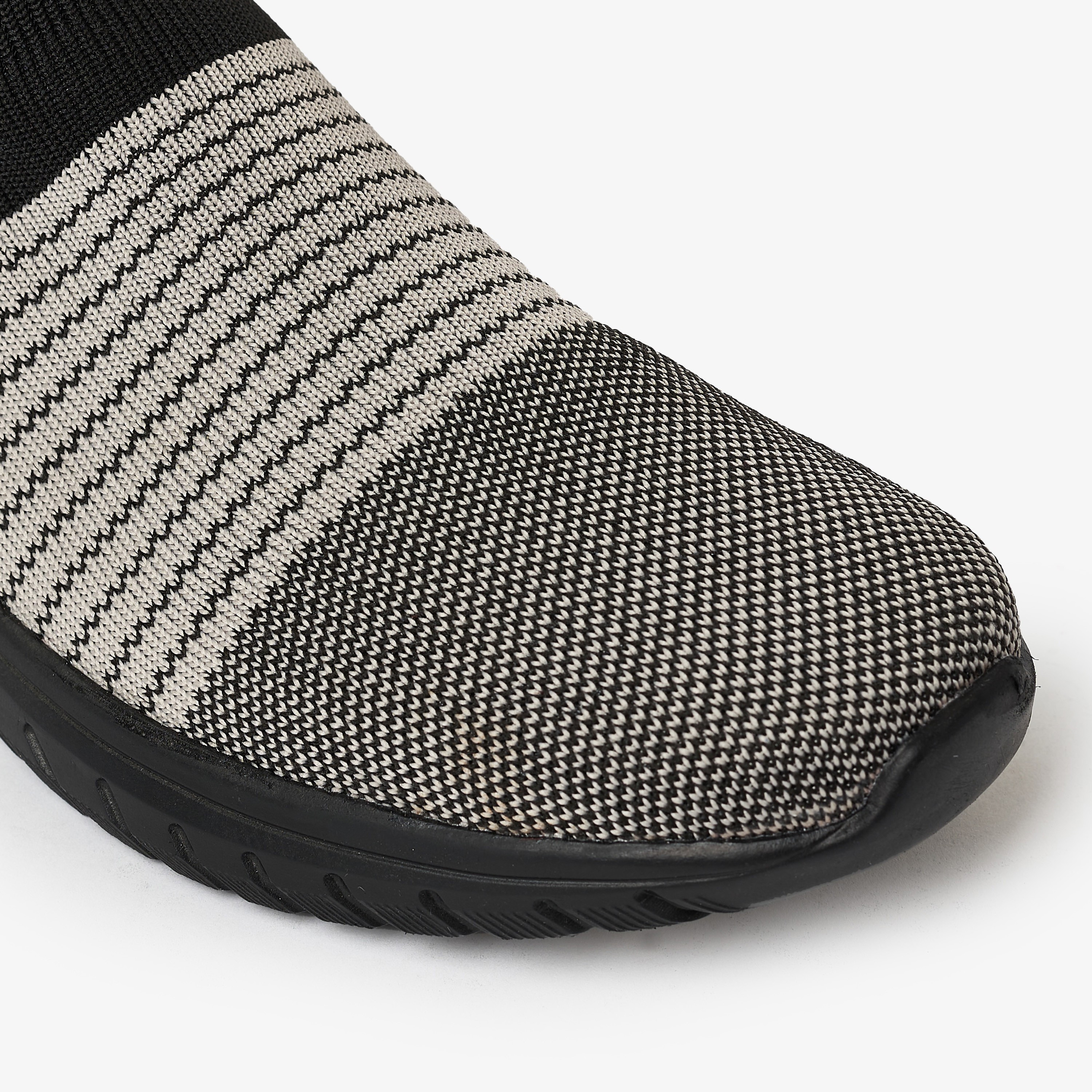 سنيكرز جيومني للرجال مع رباط برقبة منخفضة | KFWS-1015-men-shoes-sneakers-image-4