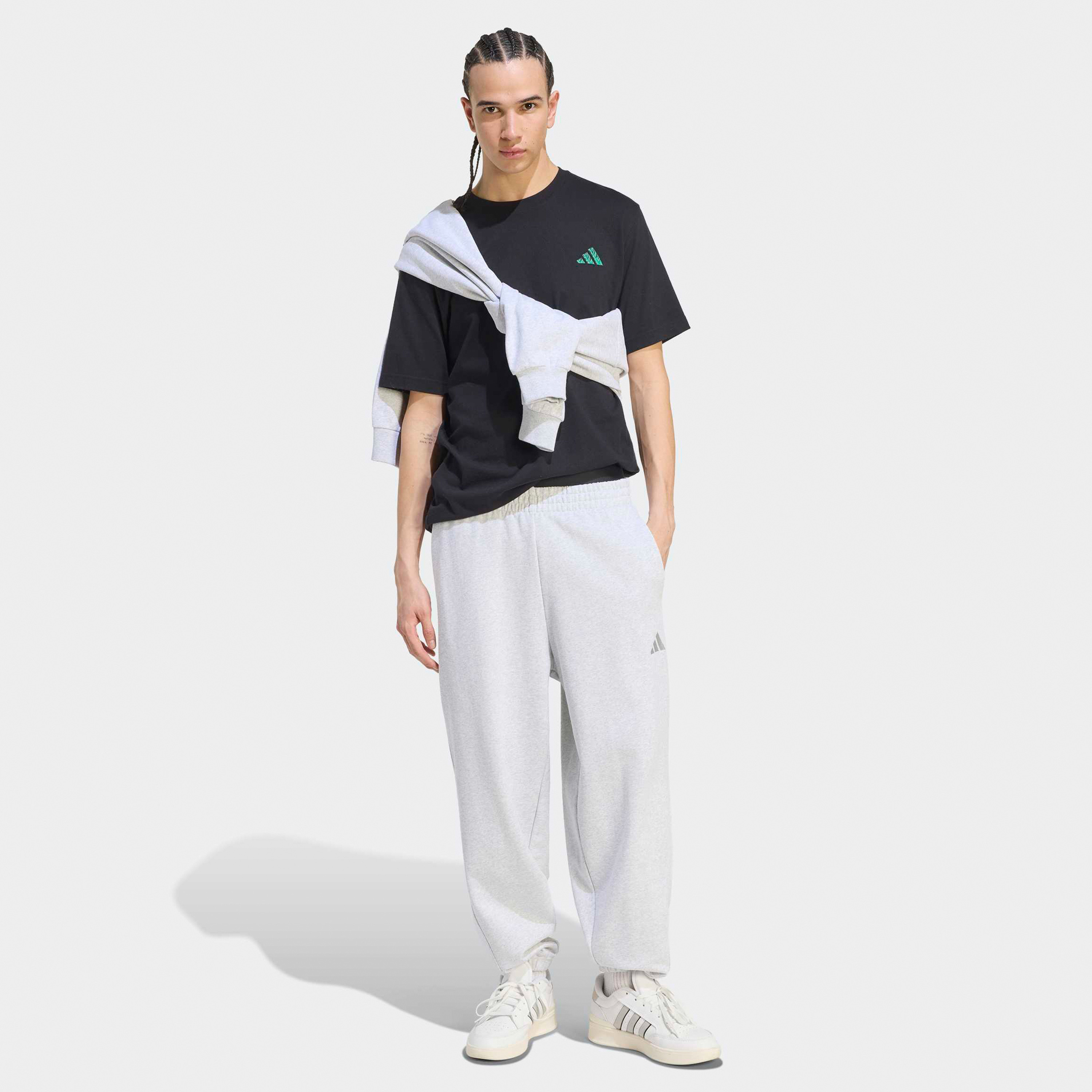 اديداس - تيشيرت رجالي برقبة دائرية مطبوع عليه صورة باستا وعبارة Taste of Victory-men-clothing-sportswearandactivewear-tshirtsandpolos-image-2