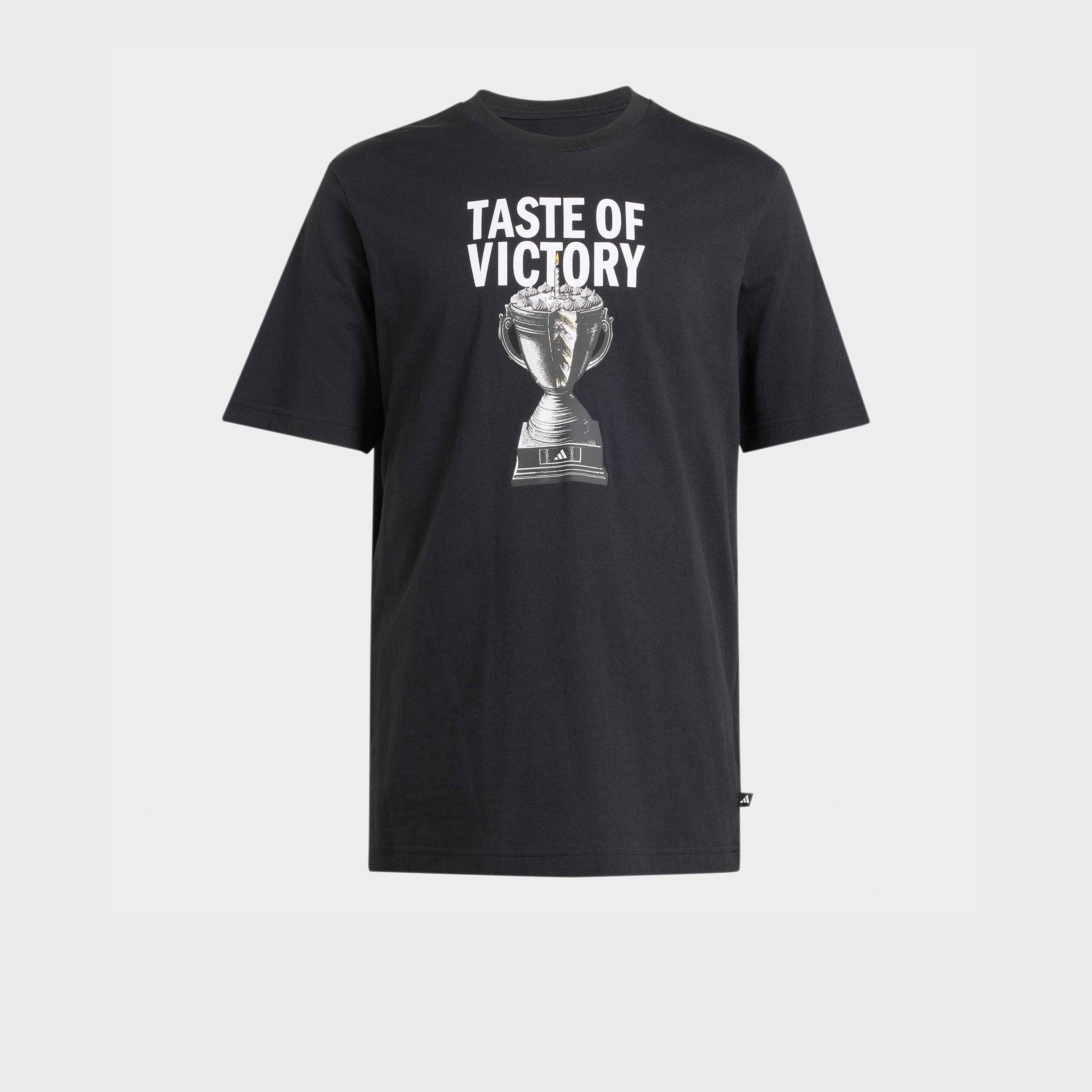 اديداس - تيشيرت رجالي برقبة دائرية مطبوع عليه صورة كعكة وعبارة Taste of Victory-men-clothing-sportswearandactivewear-tshirtsandpolos-image-6