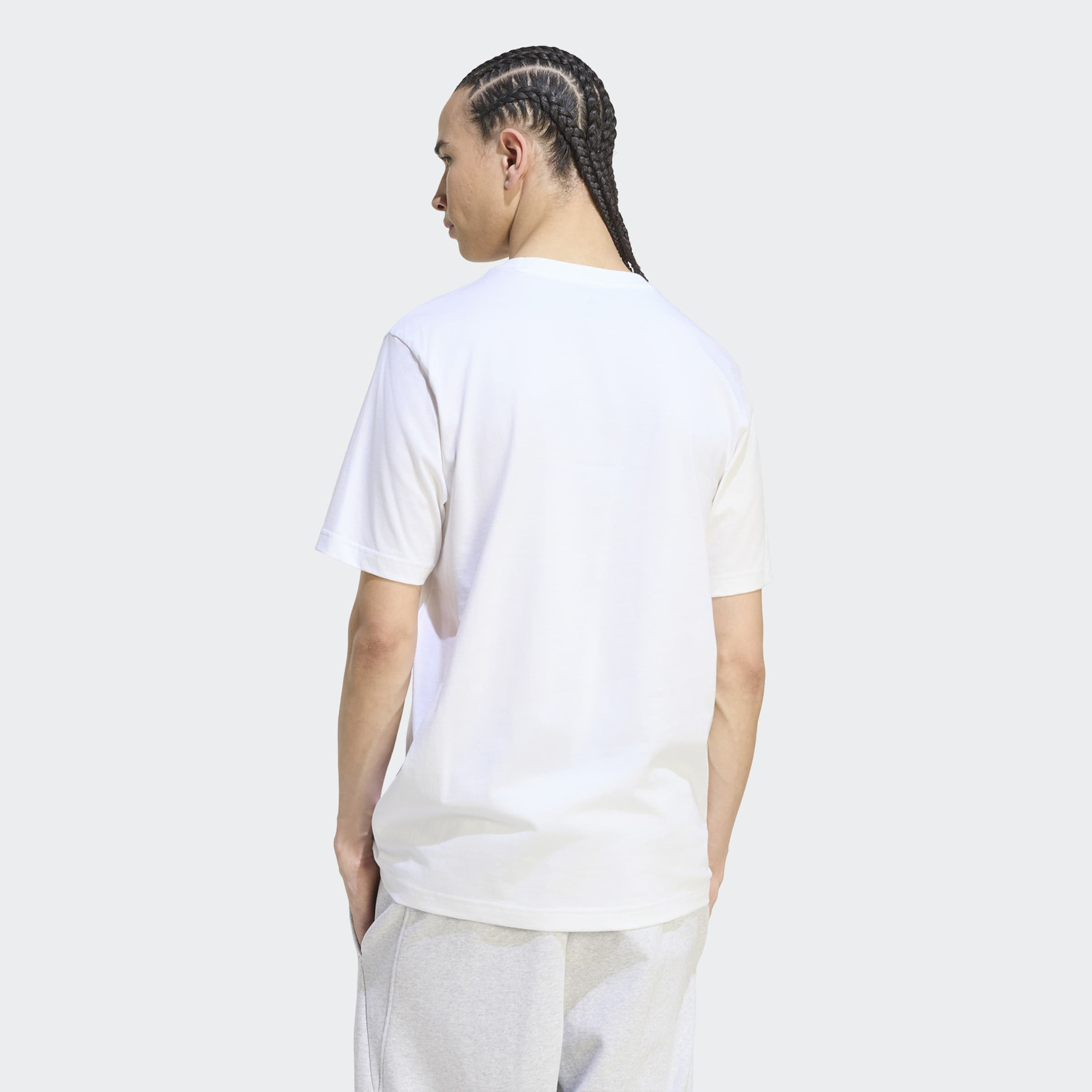 اديداس - تيشيرت رجالي برقبة دائرية مطبوع عليه صورة كعكة وعبارة Taste of Victory-men-clothing-sportswearandactivewear-tshirtsandpolos-image-3